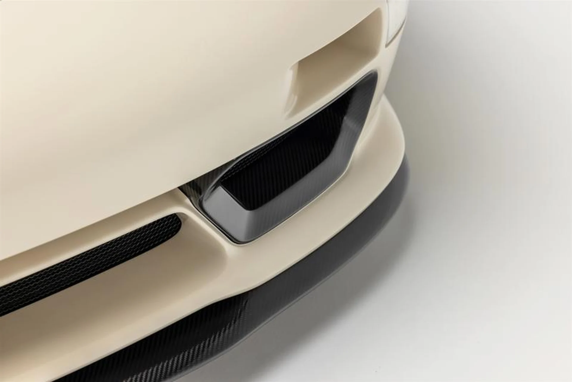 mph059_1824305298_5_E595_A49_994_A_4_A94_A8_A9_40_EE_6_AFF_951_B_29727a2183