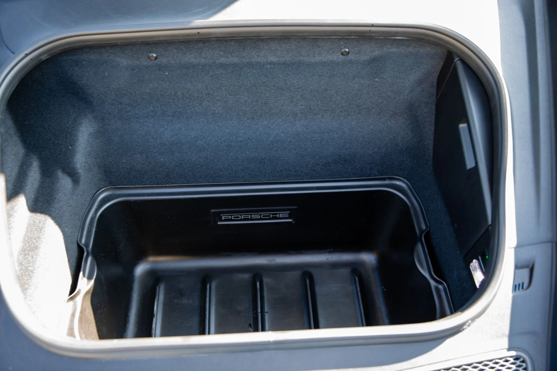 mph059_1857331043_Used_2022_Porsche_911_GT_3_1769043467_db15e589bd