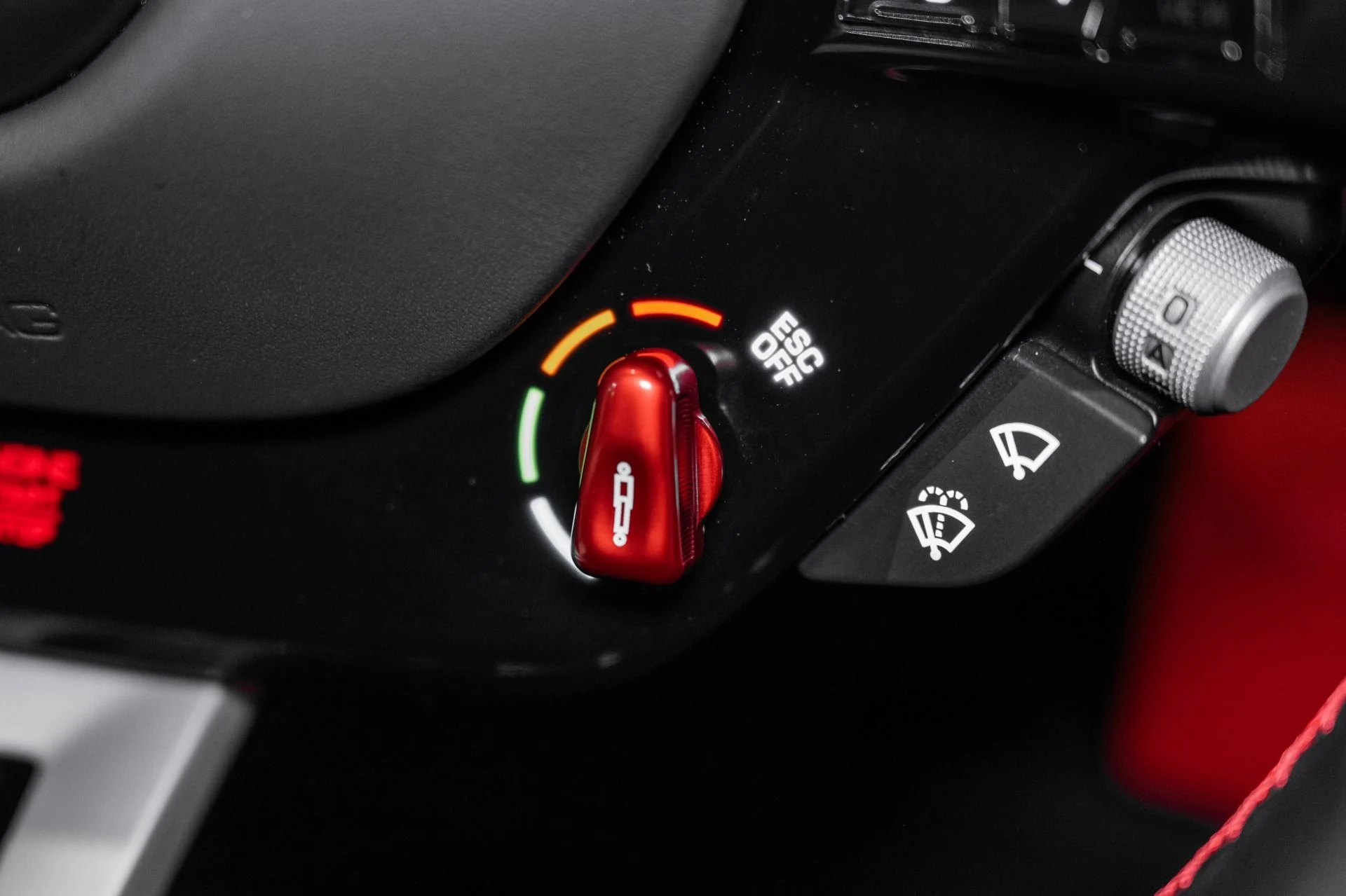 mph059_1862161478_Used_2026_Ferrari_Purosangue_1781276240_74652c0559