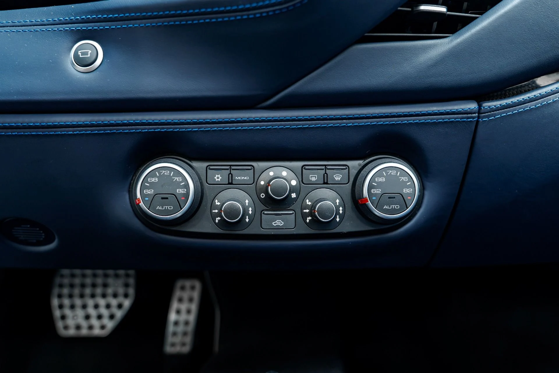 mph059_191584061_Used_2019_Ferrari_488_Spider_1790896036_8fe6ae0967