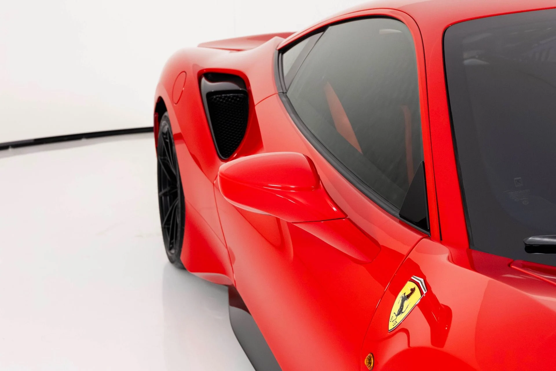 mph059_1918803281_Used_2019_Ferrari_488_Pista_Coupe_1764015875_5863309697