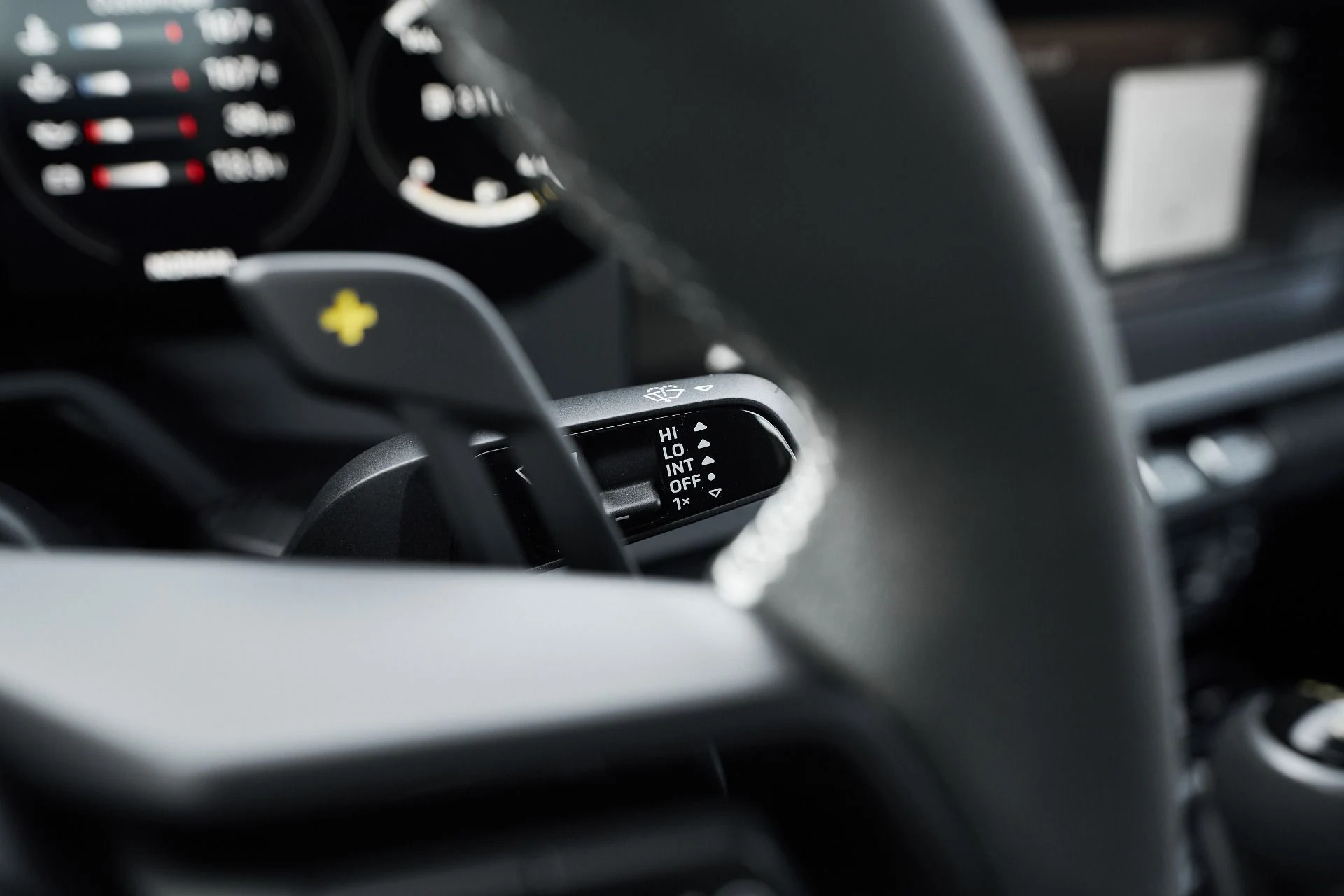 mph059_19250574_Used_2025_Porsche_911_GT_3_RS_1762914519_1c86d164ca