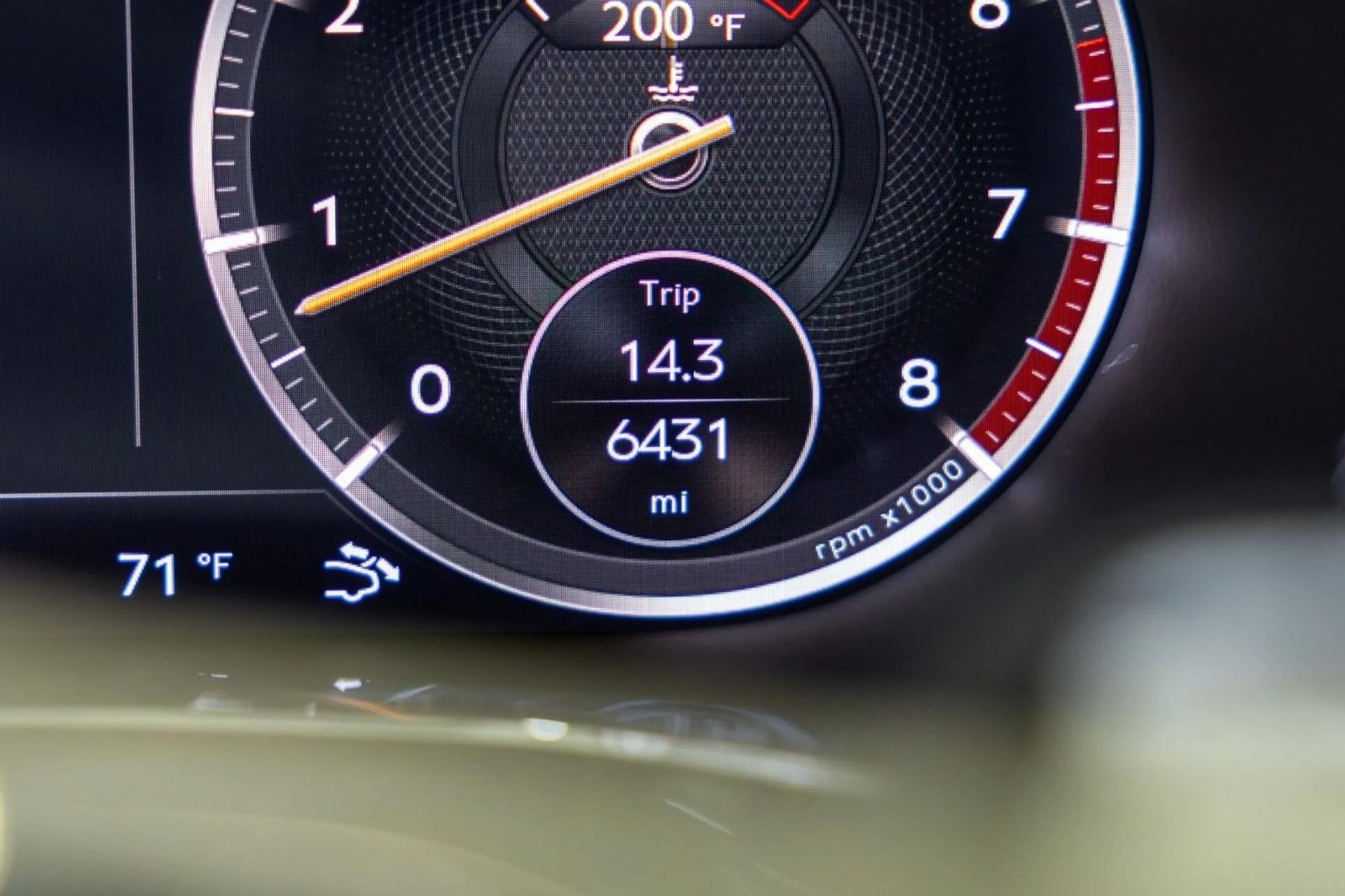 mph059_1973931369_MA_e66bd623c9