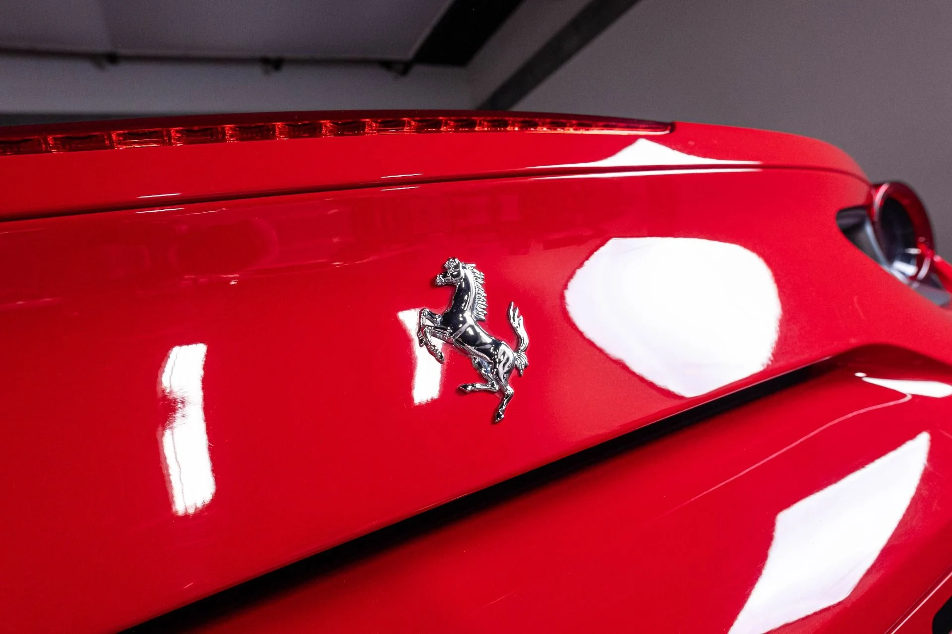 mph059_1974378002_Used_2018_Ferrari_488_GTB_1786120239_2d4e16af37