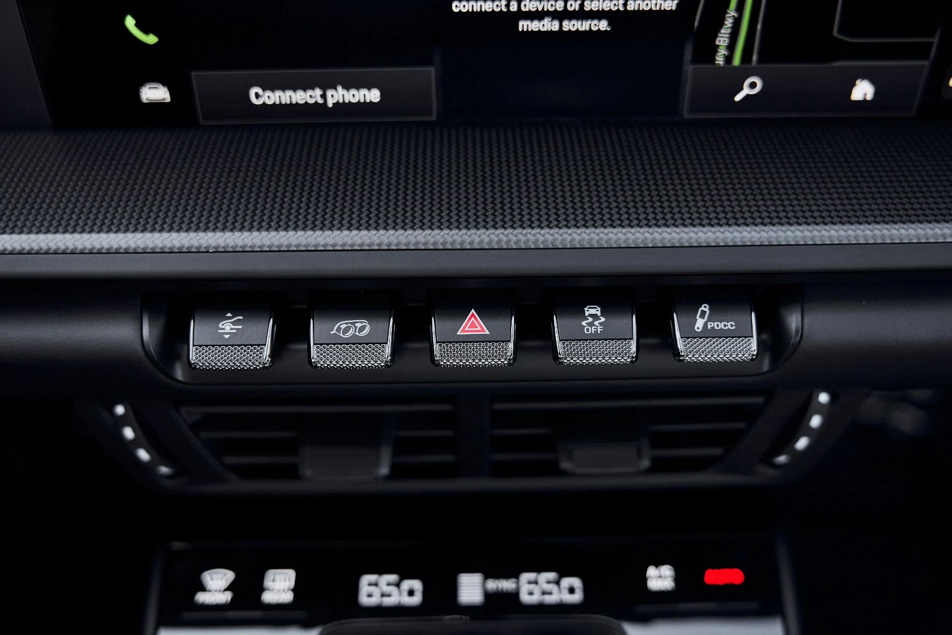 mph059_1997384322_Used_2026_Porsche_911_Carrera_4_GTS_1776878407_6008ef5a55