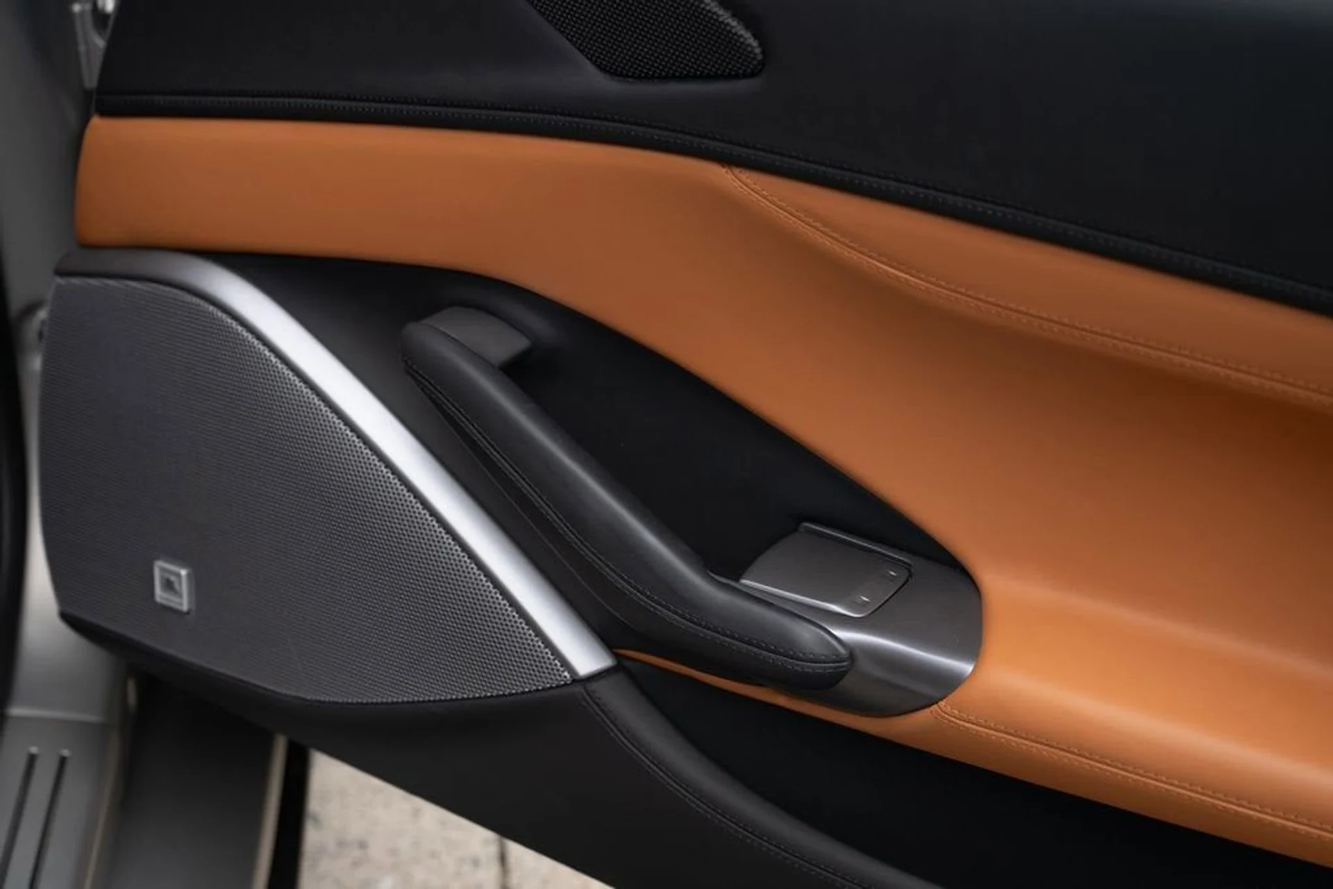 mph059_200421251_46210c00708043afb3b4fcb4820aac6d_83d289267b