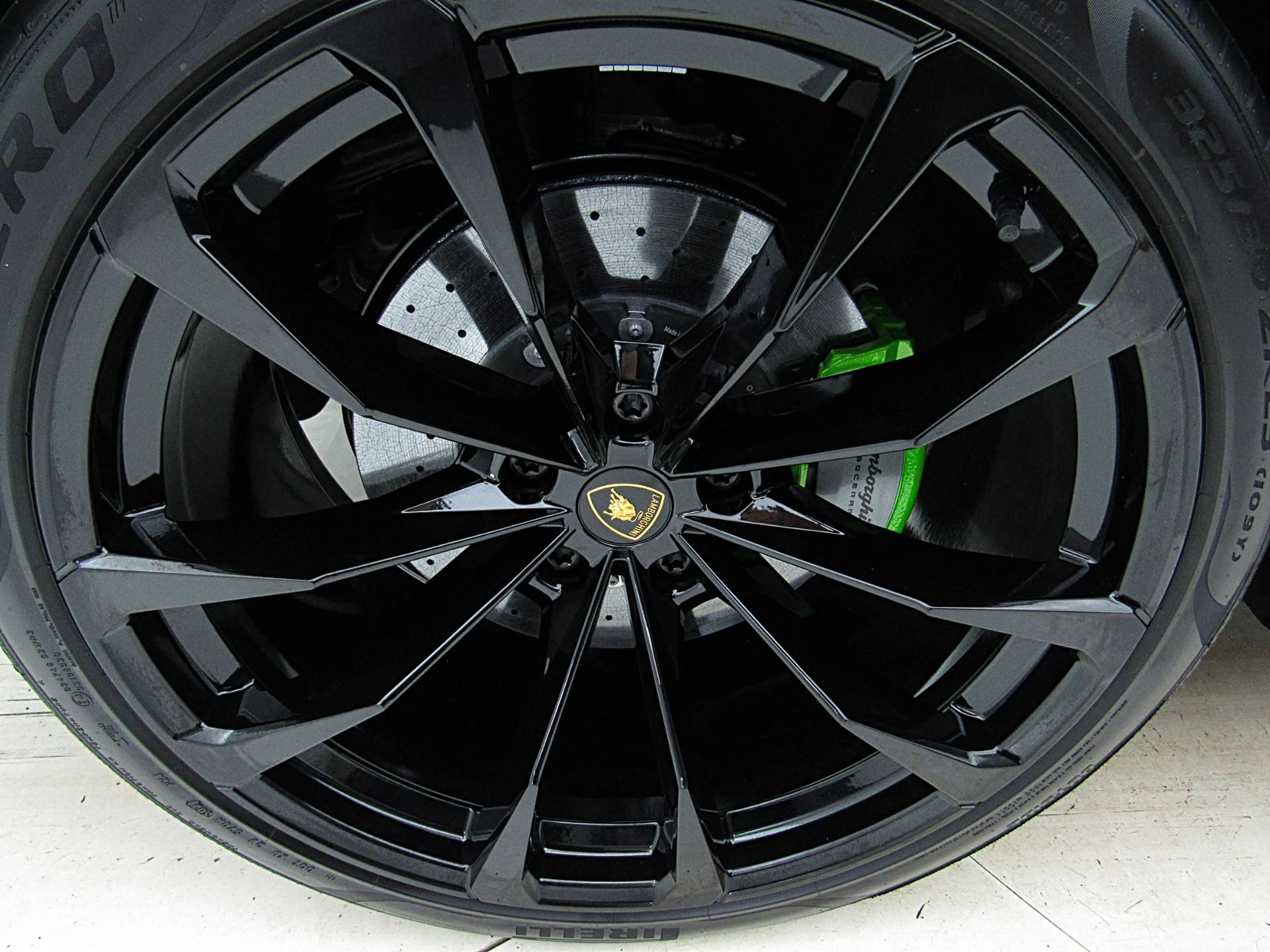 mph059_2014164977_Used_2022_Lamborghini_Urus_SELEZIONE_PRE_OWNED_CERTIFIED_3f79dac399