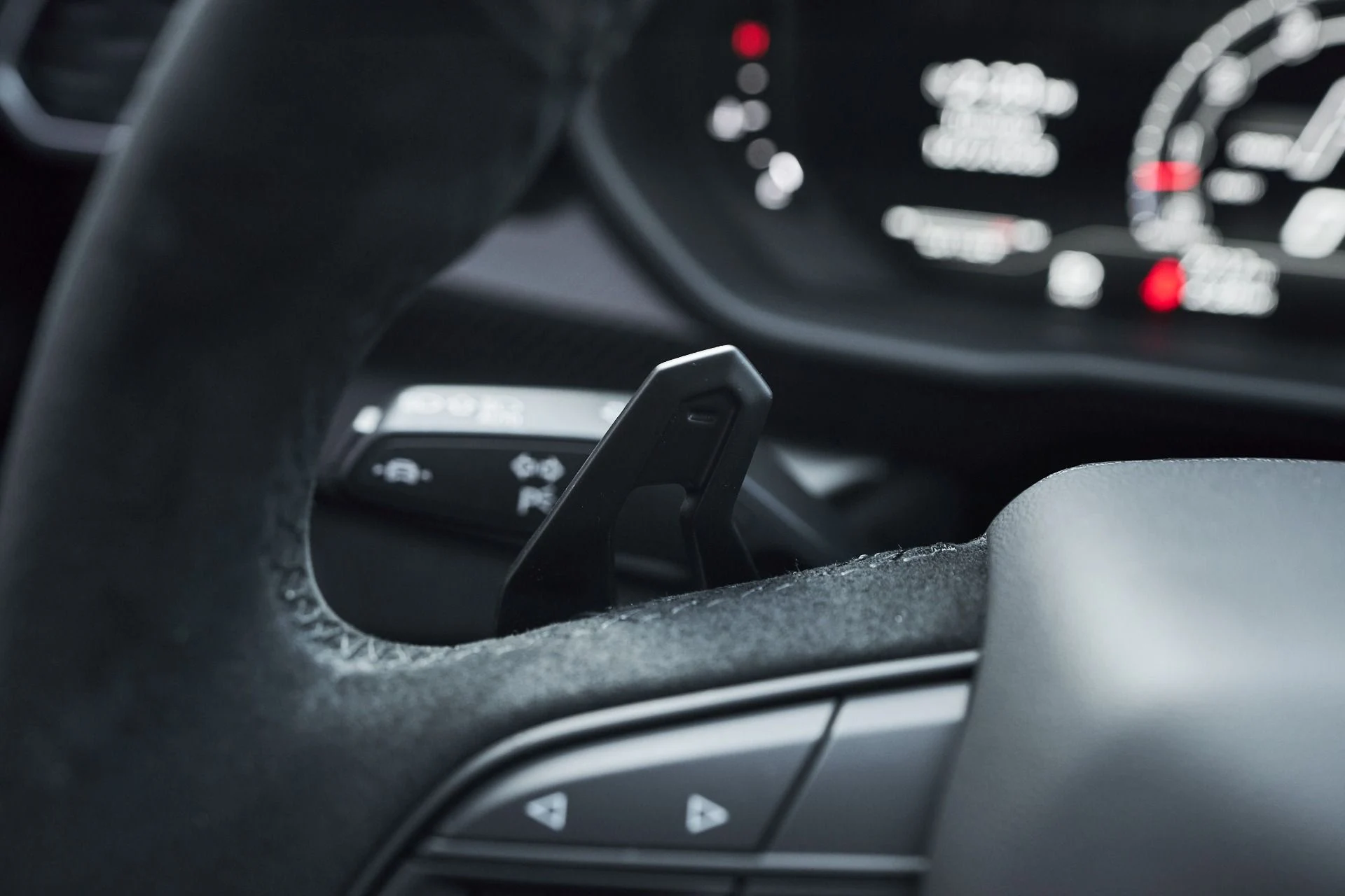 mph059_2041960790_Used_2024_Lamborghini_Urus_Performante_1764730751_a95853f5f2