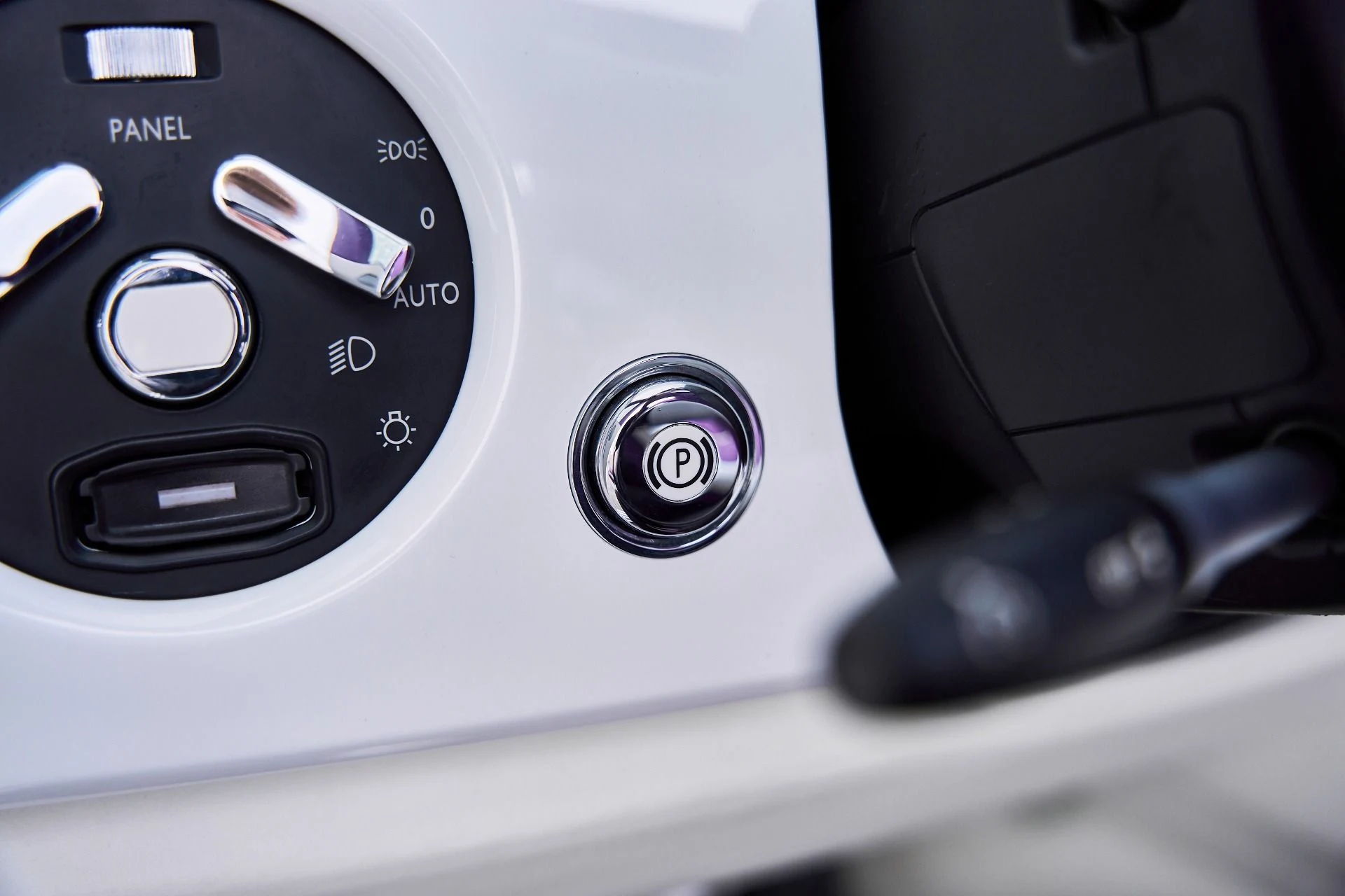 mph059_2053900612_Used_2008_Rolls_Royce_Phantom_Drophead_Coupe_Base_1769136081_d7ce58900e