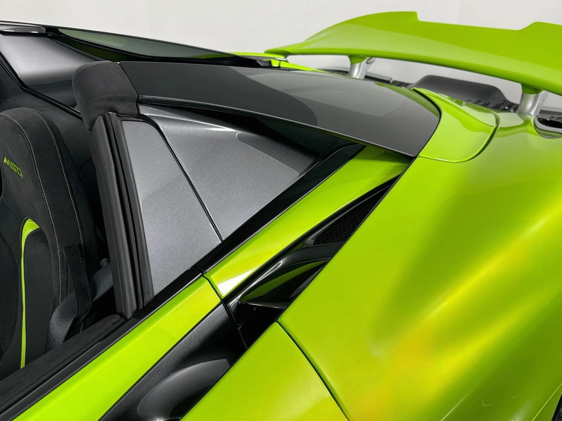 mph059_2079960115_Used_2022_Mc_Laren_765_LT_Spider_1789410116_b0739999b2