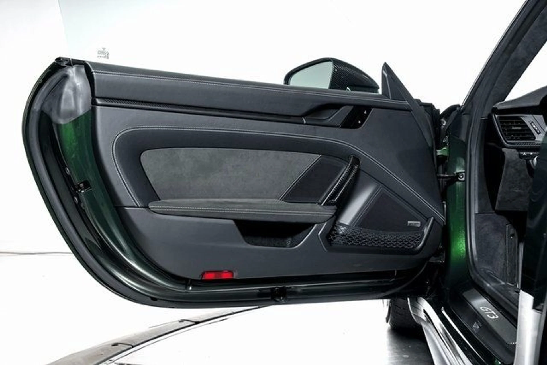 mph059_2101056898_cbaeff7ec264a9153de4f95986024c4fx_804fdaaeab