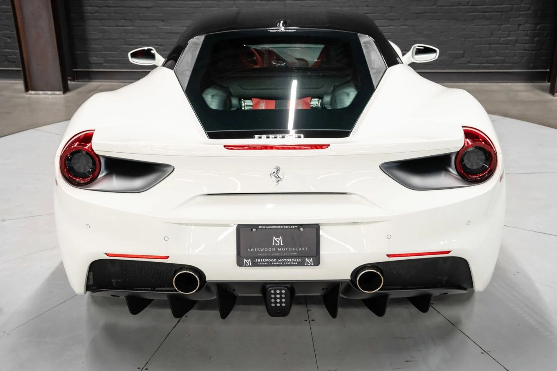 mph059_2133589288_ferrari_488_gtb_2018_fcde96954c