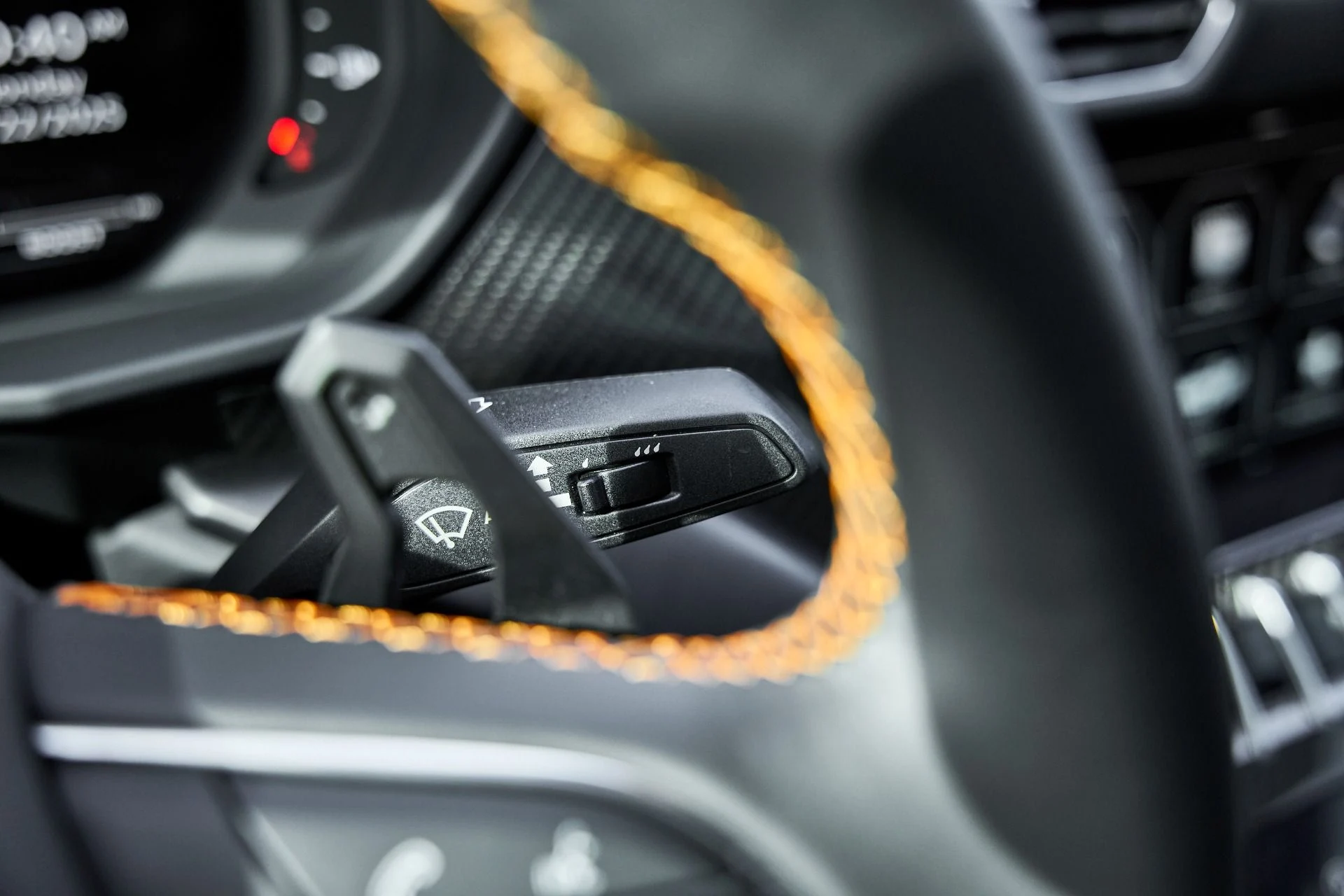 mph059_2163872140_Used_2022_Lamborghini_Urus_1766457458_902f779fcb