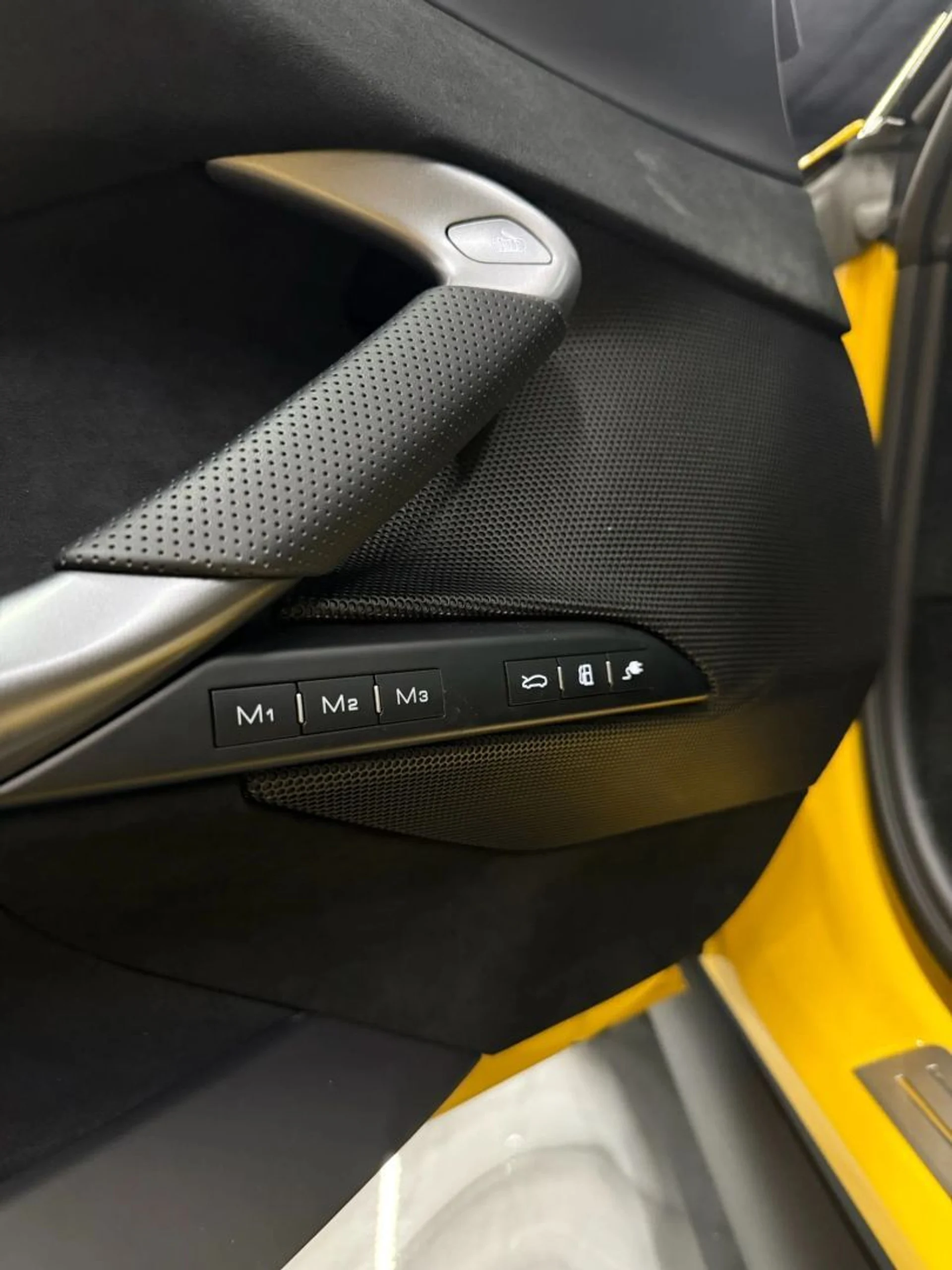 mph059_2221050333_202510_160bdfd1028e4b3093d583ee3ef7618f_6beebb3419