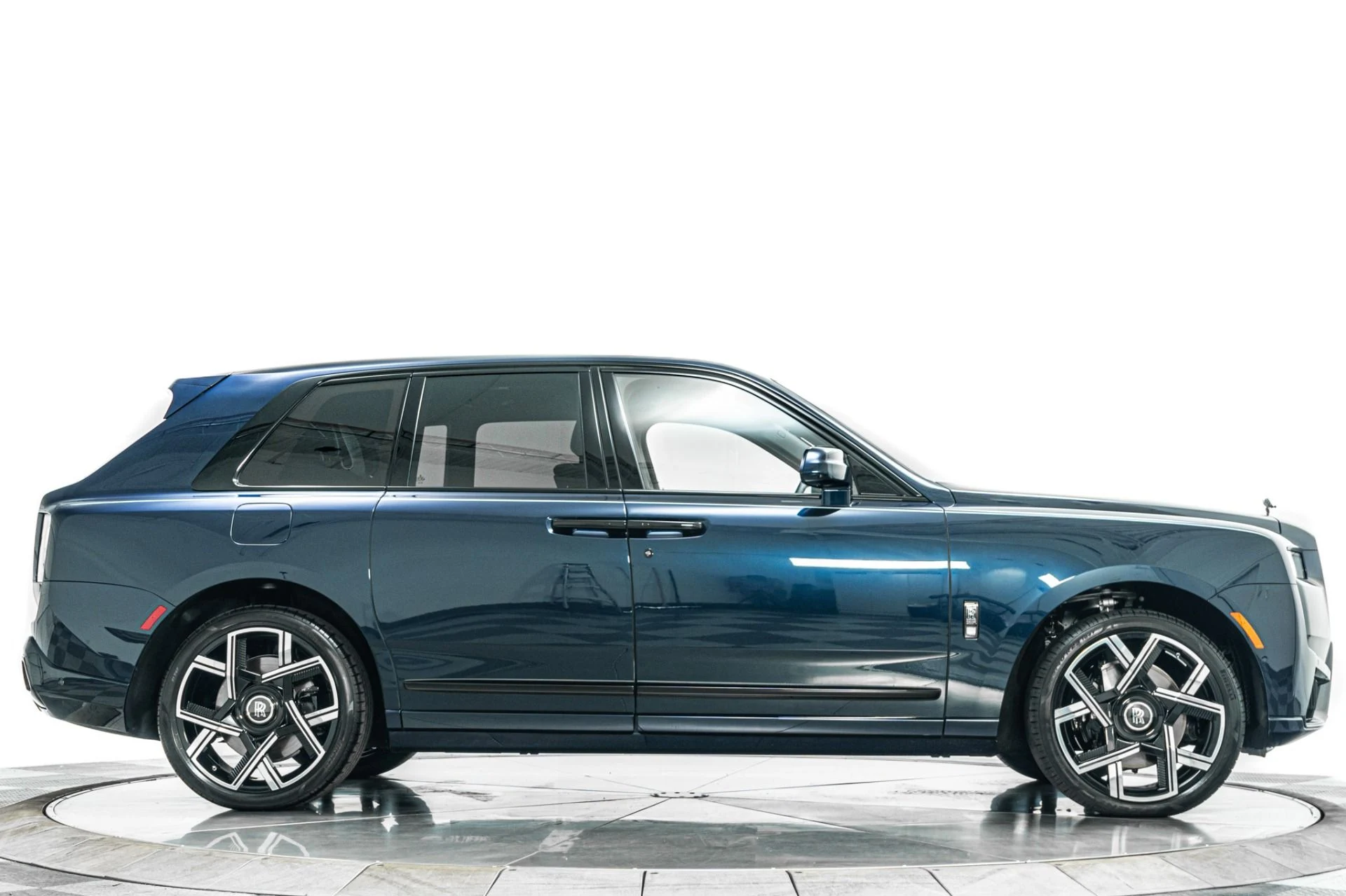 mph059_2246185594_Used_2025_Rolls_Royce_Cullinan_Black_Badge_345_Miles_611_K_MSRP_Gorgeous_Interior_1783451197_769fa0661f