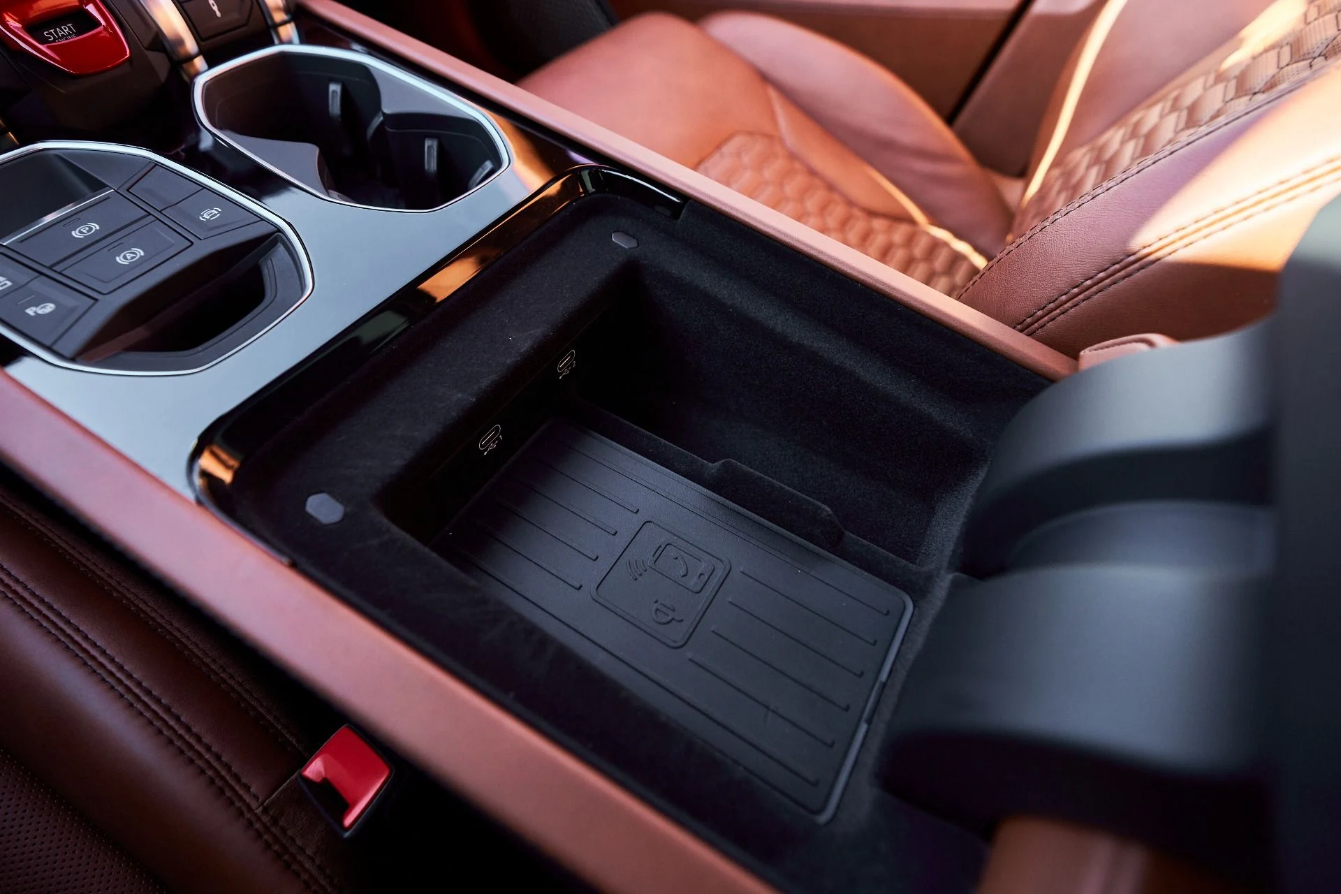 mph059_2248818142_Used_2022_Lamborghini_Urus_1764710523_b079eab89b