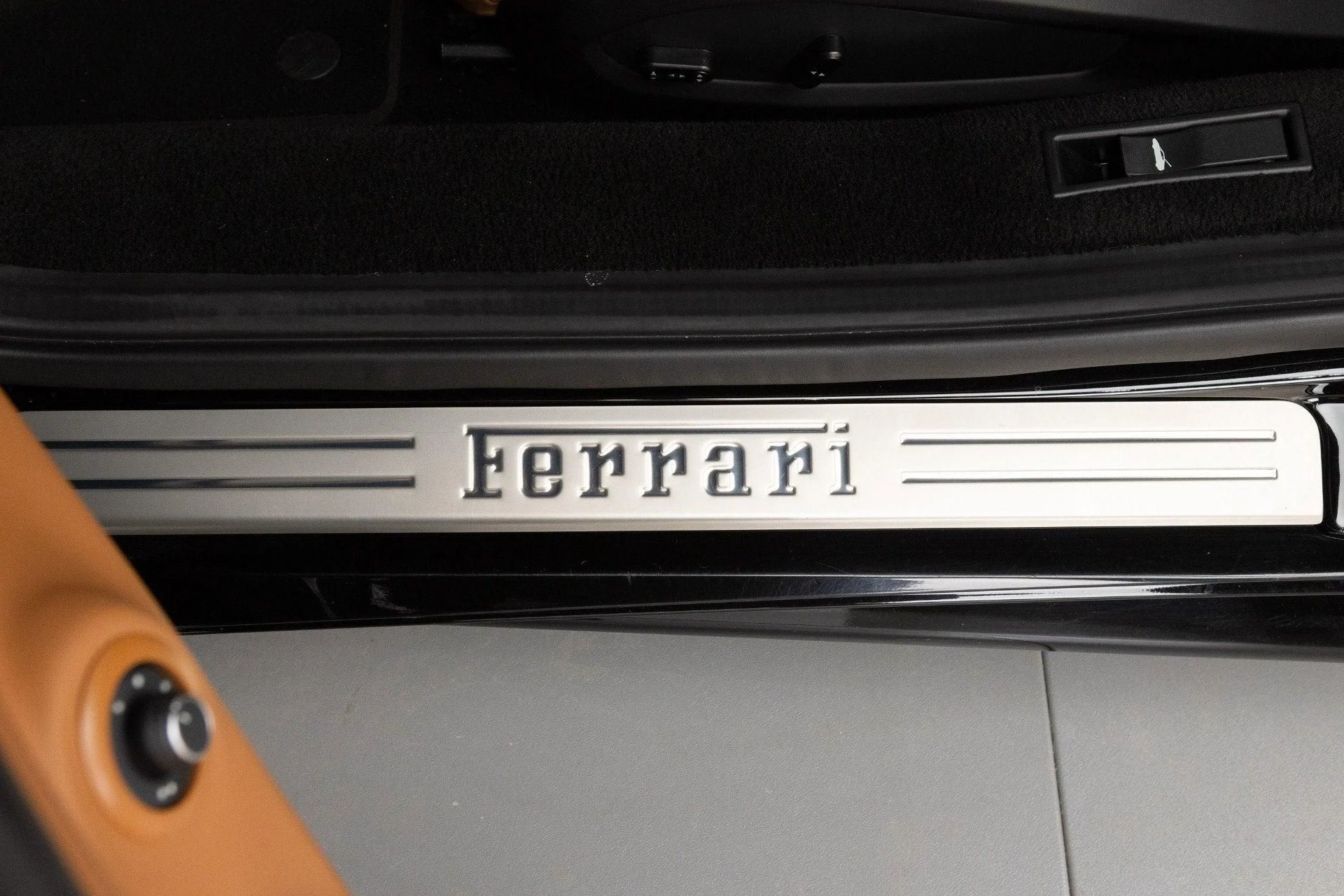 mph059_2265086269_Used_2017_Ferrari_488_Spider_1777367864_243ada5977