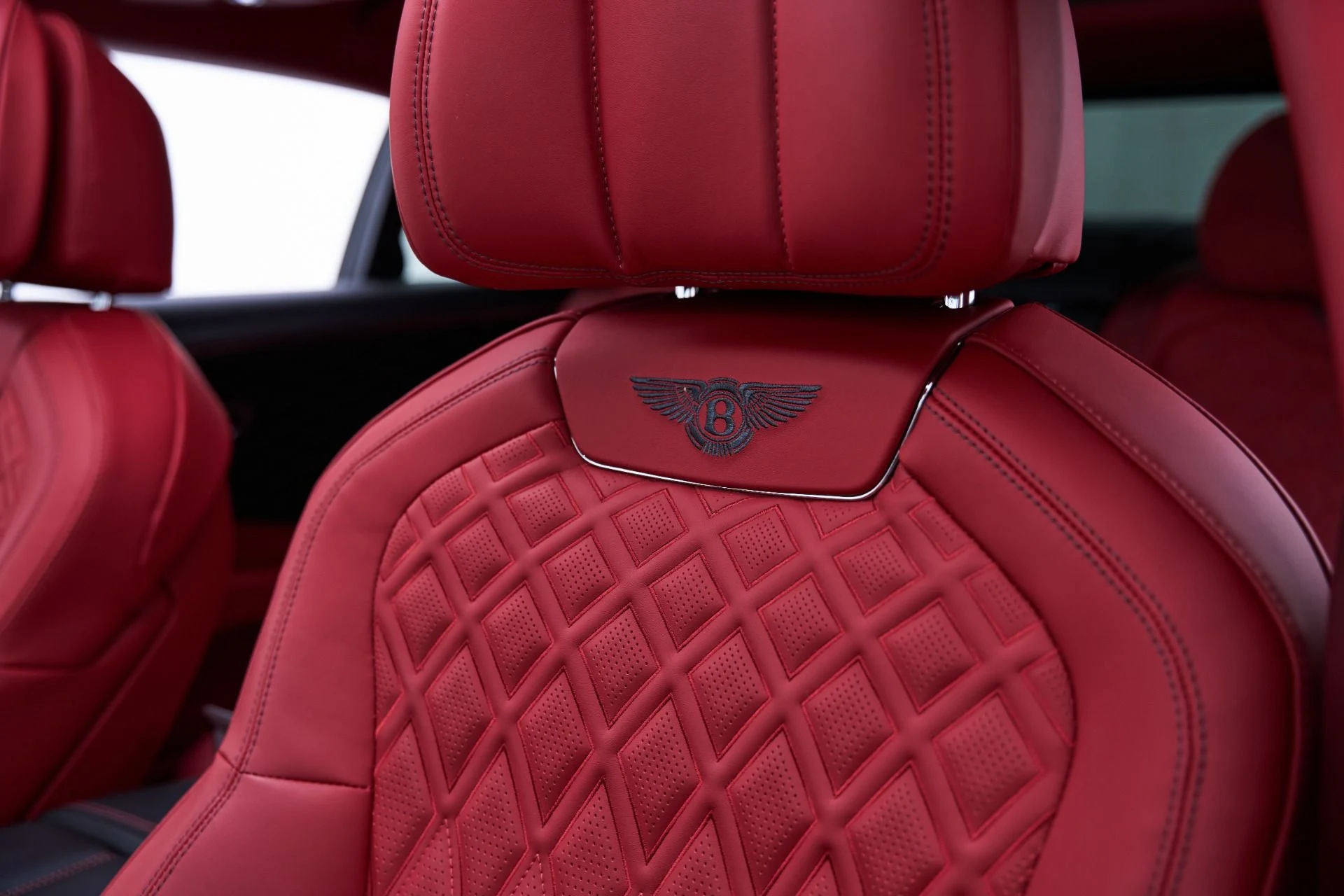 mph059_2294709473_Used_2022_Bentley_Flying_Spur_V8_1793212188_548e337052
