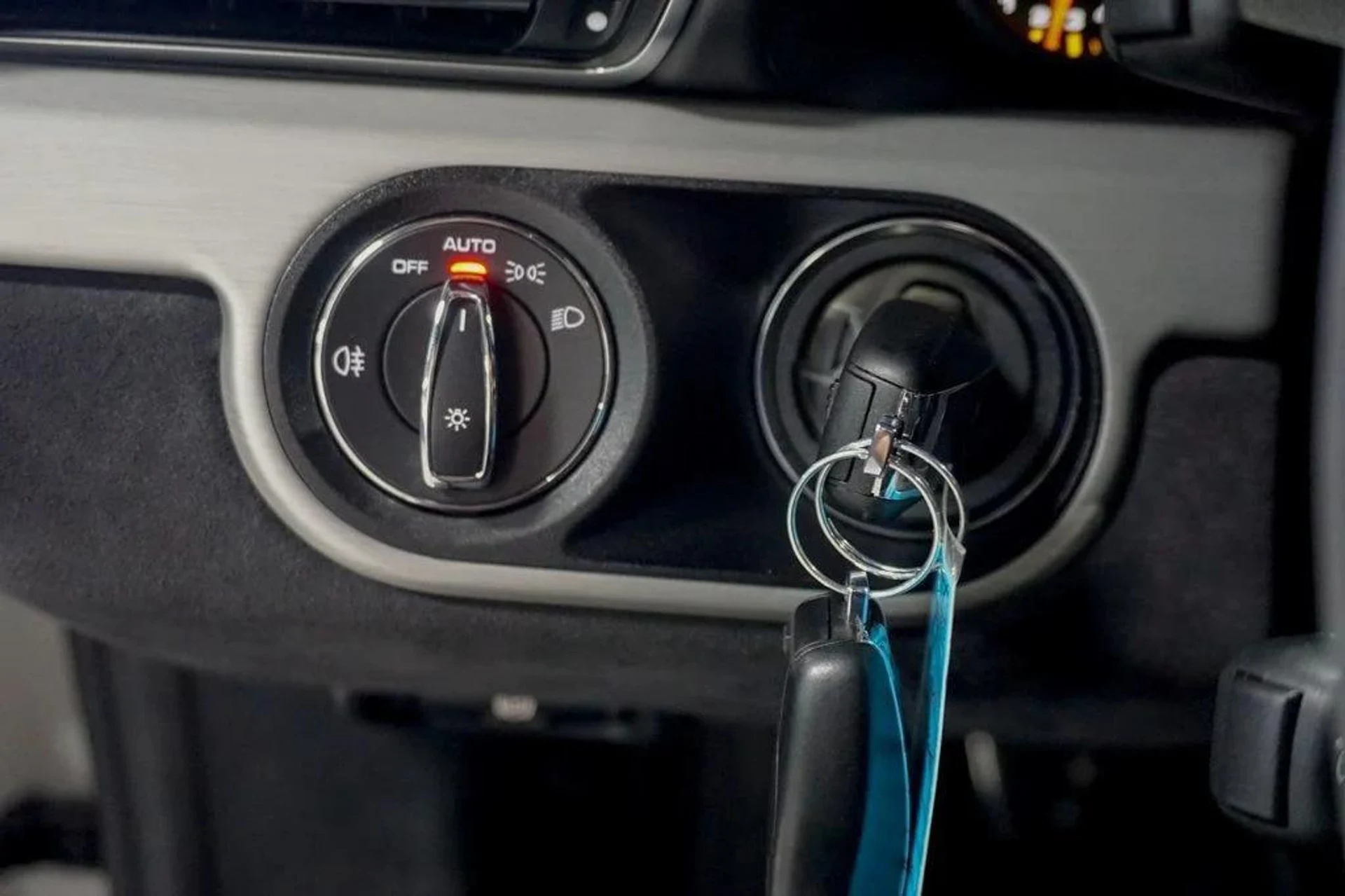 mph059_2323935263_hj_SE_6_Hj1o_GIQ_Ltm21y_Wl_Eg_LG_8_WU_72801a1f47