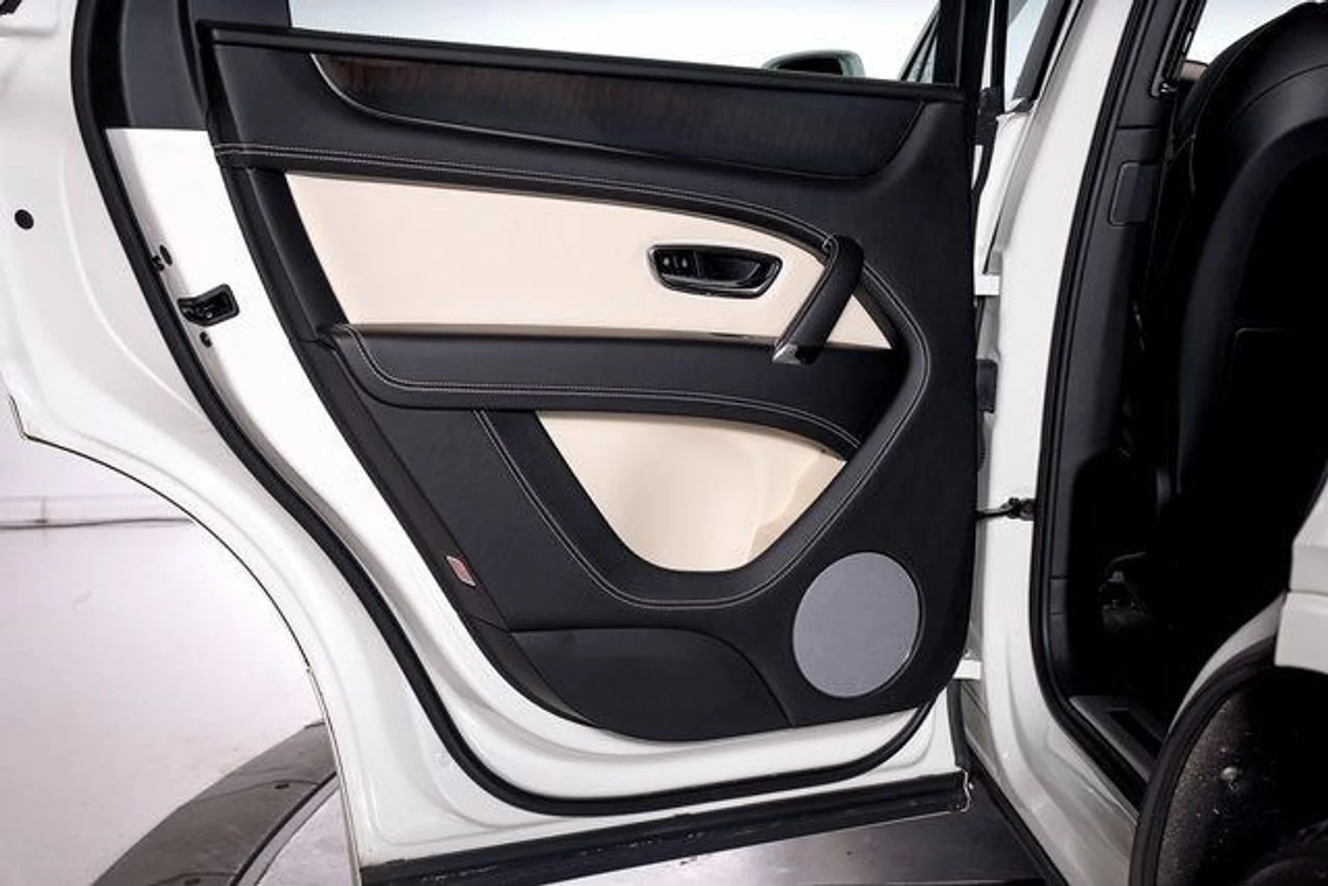 mph059_2348366543_2cbc4afa9017ad993512e839cf66cb50x_59fb56cbf0