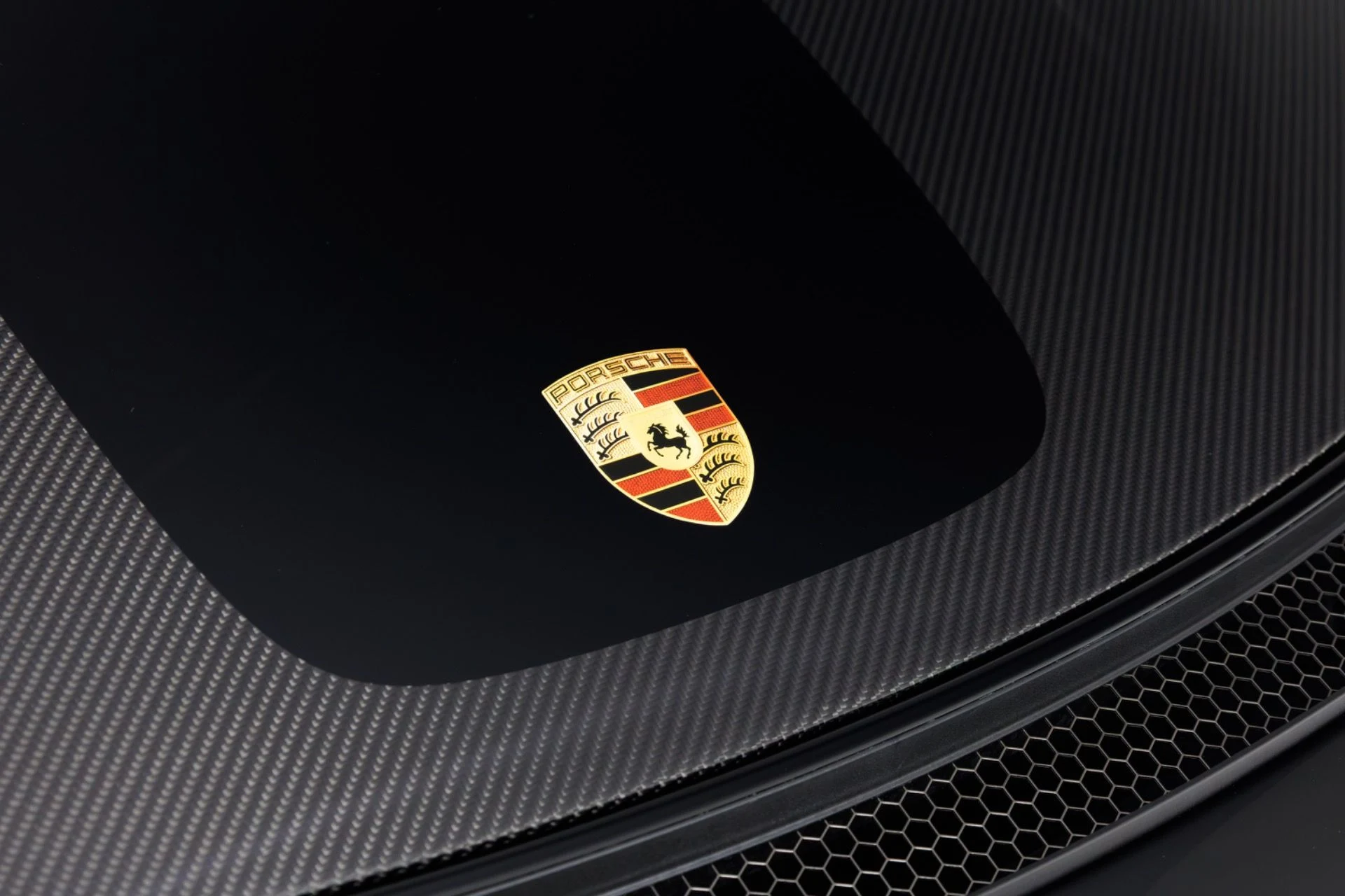 mph059_2358553212_Used_2025_Porsche_718_Cayman_GT_4_RS_1774365232_47ffc6aae0