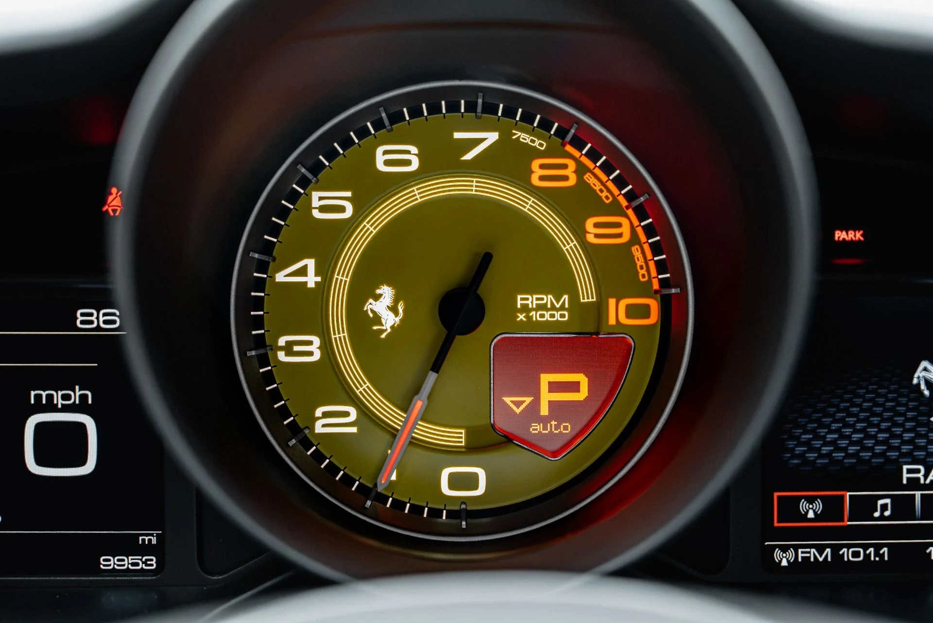 mph059_2360820307_Used_2018_Ferrari_488_GTB_1784764989_7ef4bacd69