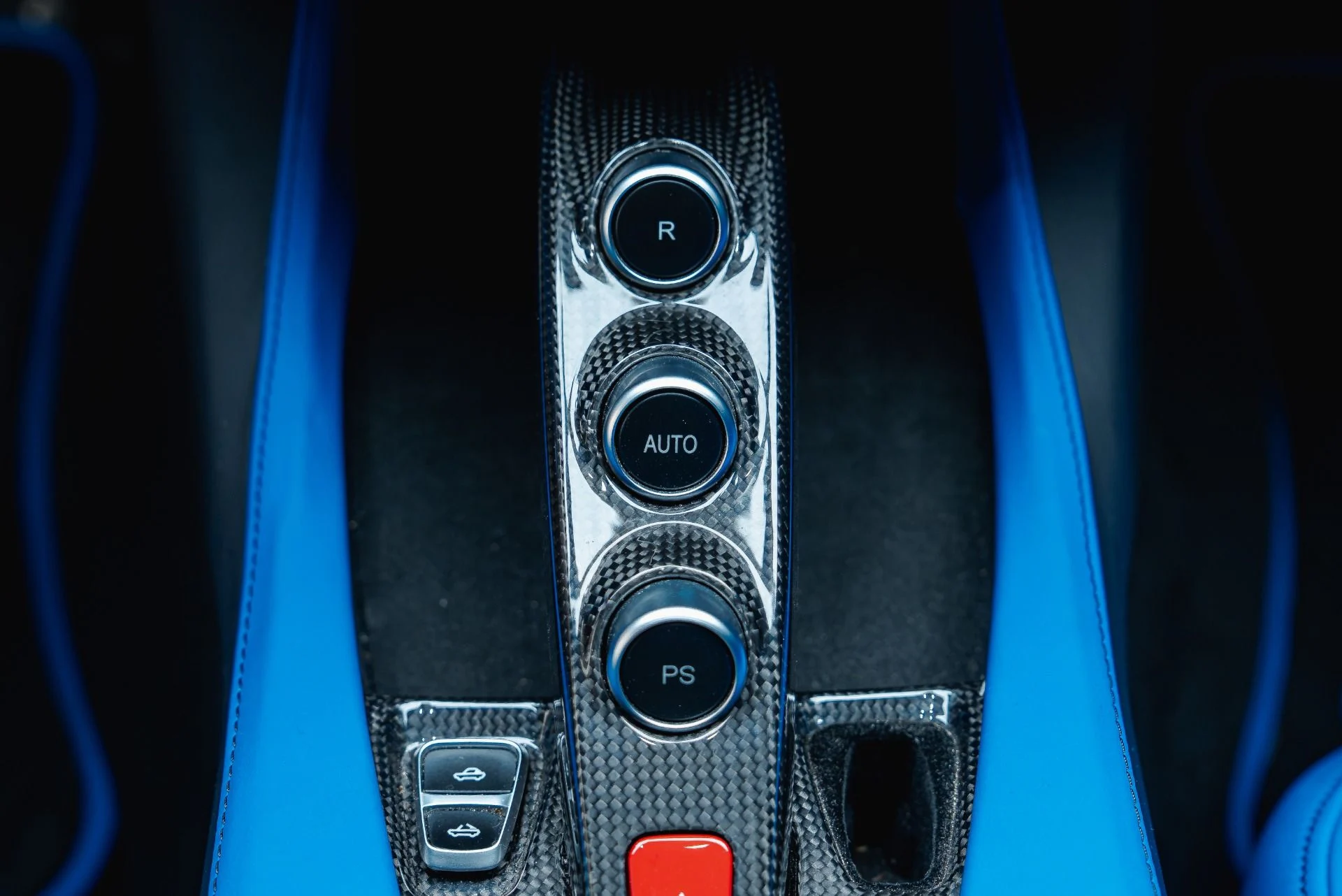mph059_2361381797_Used_2019_Ferrari_Portofino_1788478096_3addcd6dab