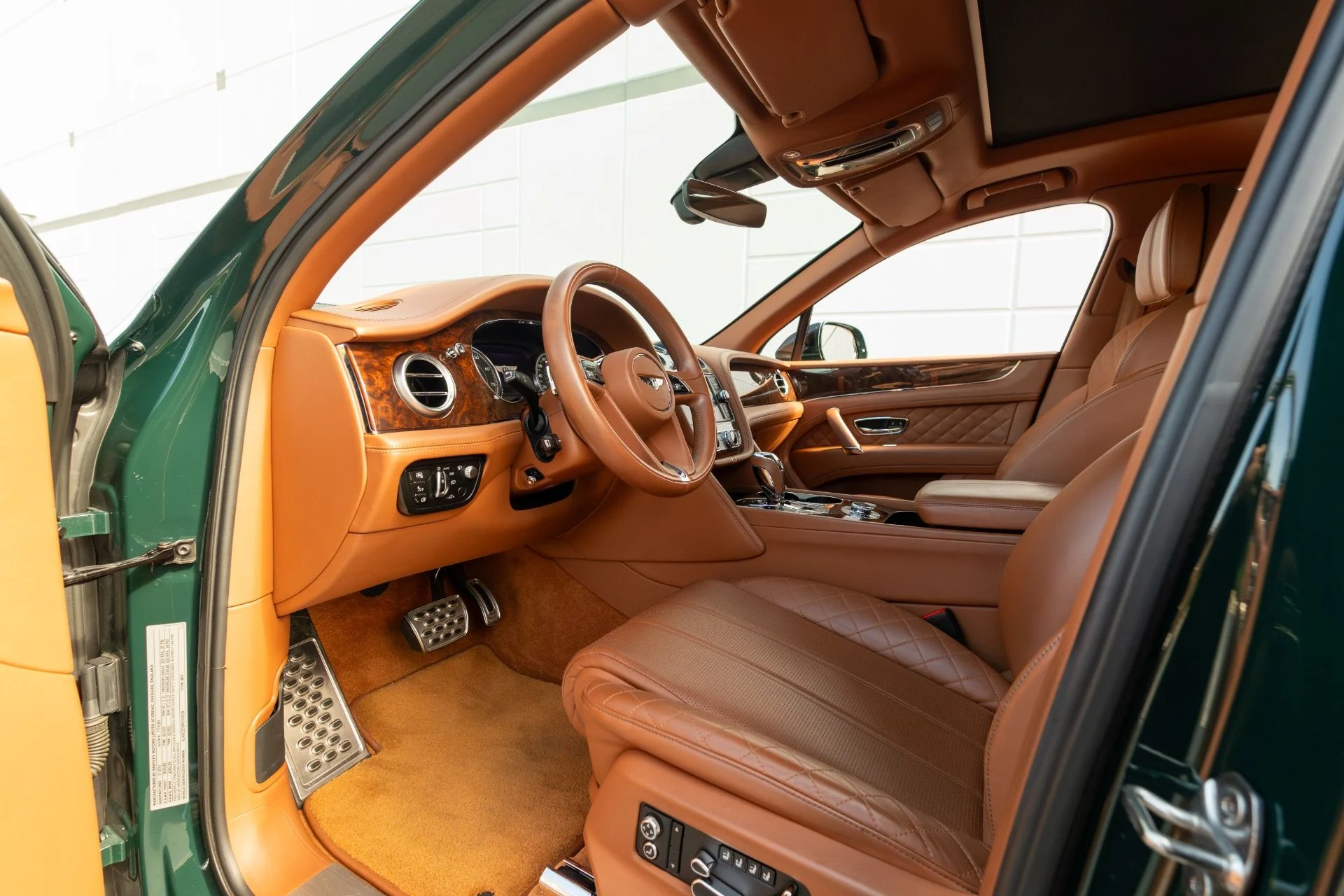 mph059_2428082492_Used_2017_Bentley_Bentayga_W12_First_Edition_1762986986_18690ddeb4