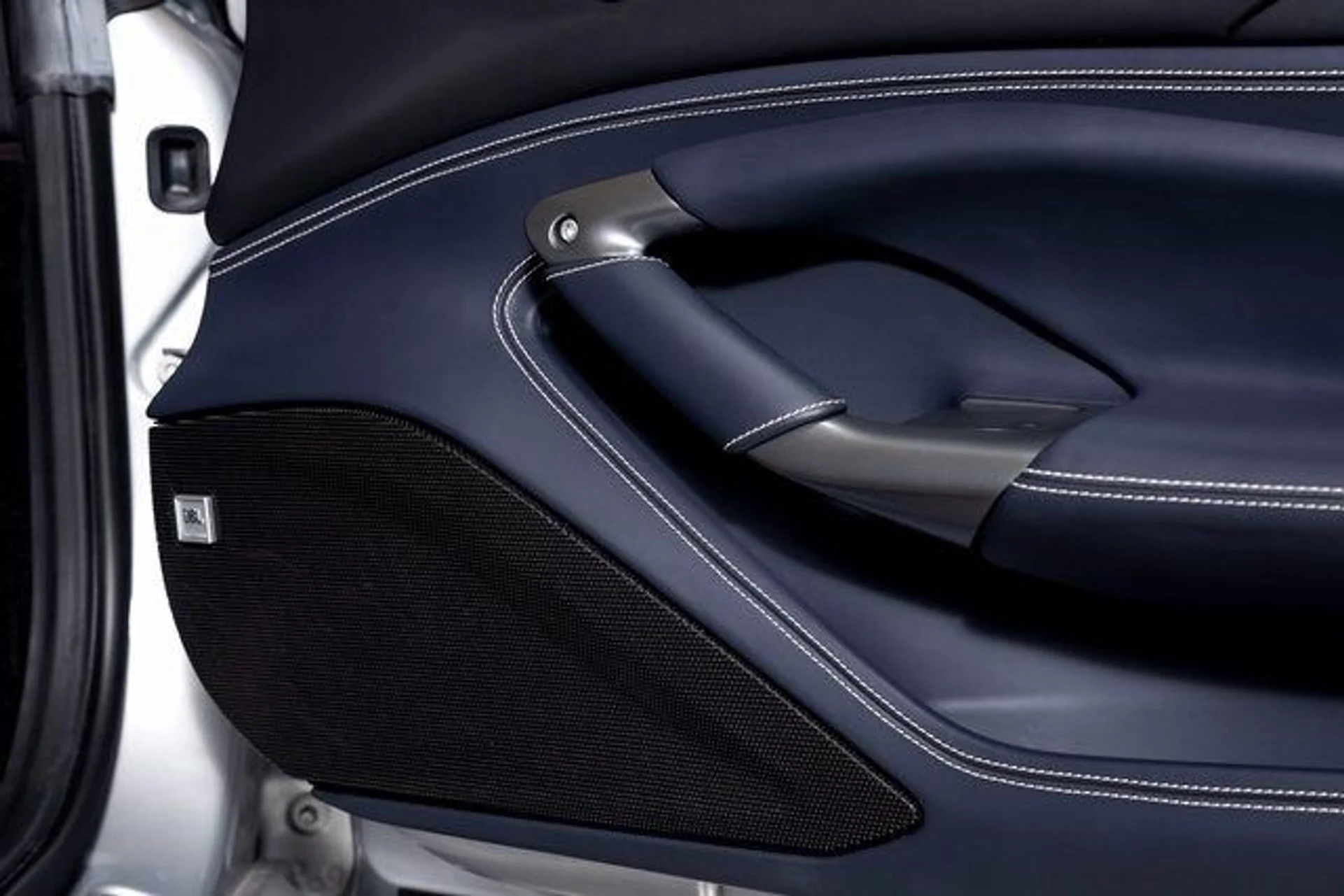 mph059_2523165193_7d9764b80fc10dd13c7541154dd9853ax_01289731d5