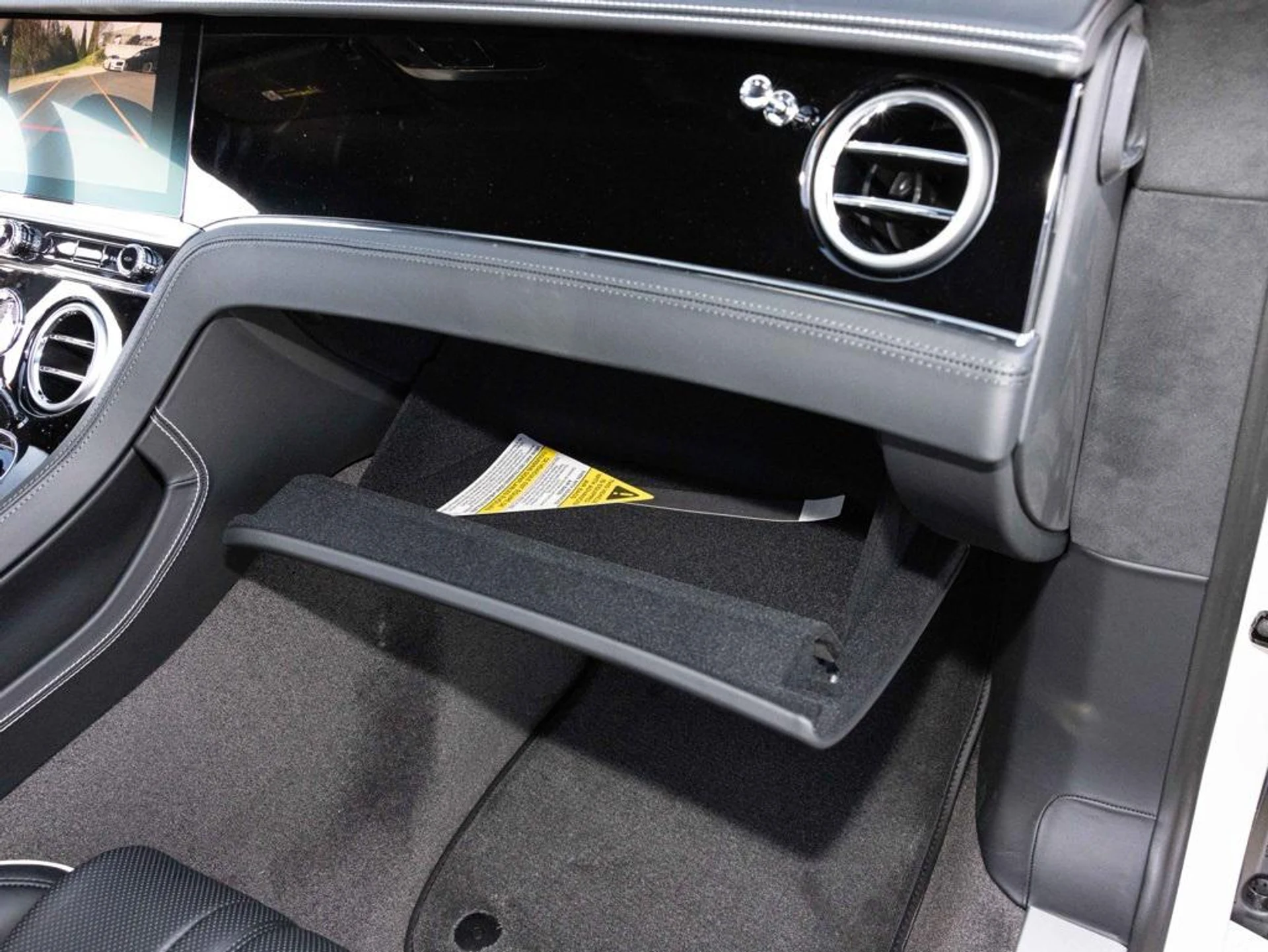 mph059_2539097845_477125128_692b3283b578948aa2d412a3_6f8572b8dd