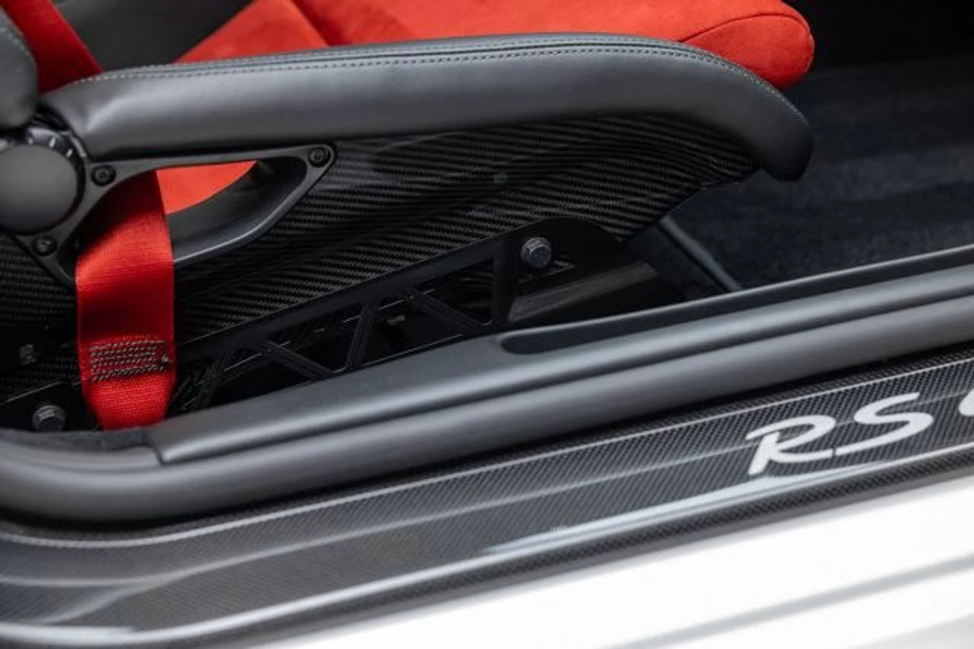 mph059_2556515196_i_Ekk_N_Dl7zzb_1_S_Advxe_Zm_Jl6kbk_71f171d30d