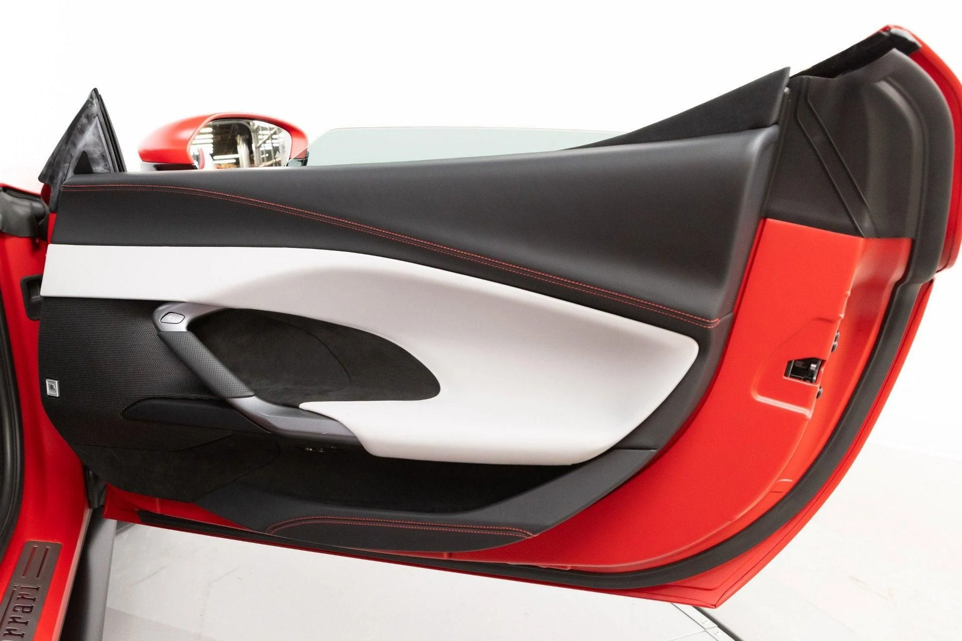 mph059_2571866136_Used_2024_Ferrari_296_GTB_1777367563_b77b453396