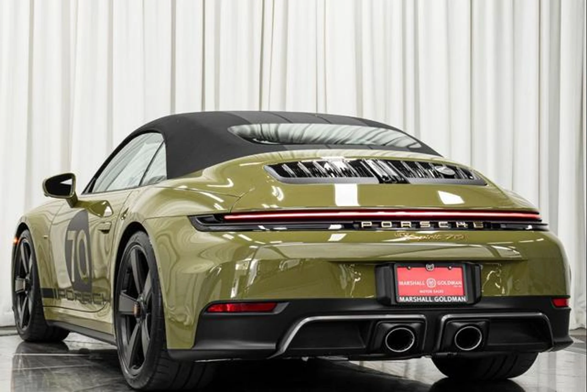 mph059_257847683_e_ED_8_F_Ud_XY_Cy3d_FT_Xys_Hg_Wp8ee_g_1a9d636985