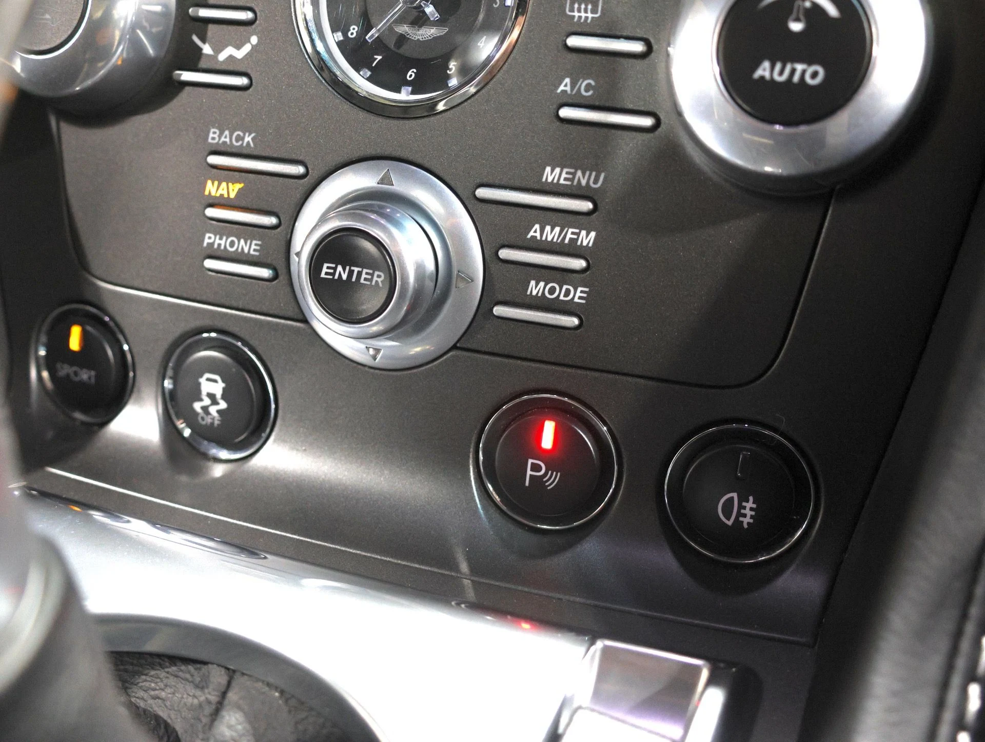 mph059_2596727507_Used_2012_Aston_Martin_V12_Vantage_Rare_6_Speed_Manual_Over_200_K_MSRP_20_K_In_Recent_Maintenance_1770846605_6b5e89e4a0