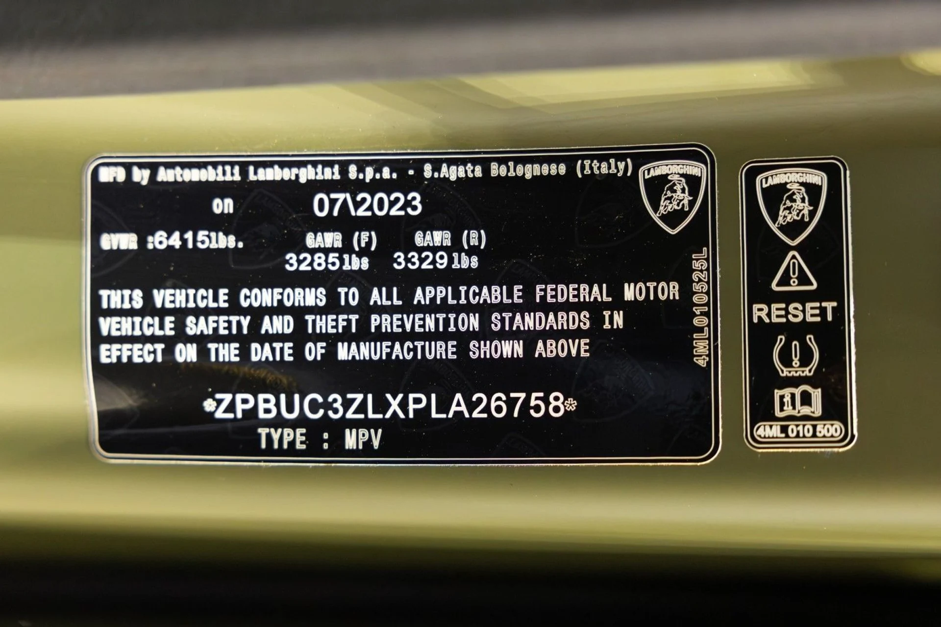 mph059_2654404934_Ew_291c65c87f