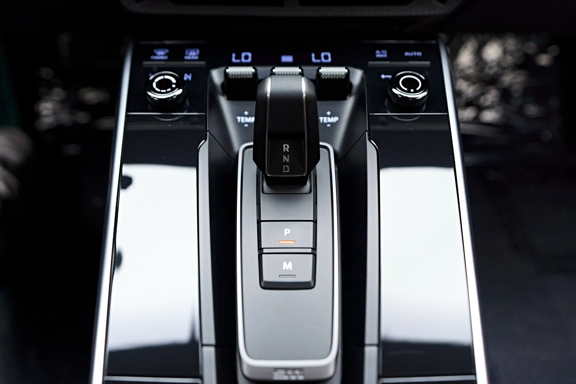 mph059_2655304587_Used_2024_Porsche_911_Turbo_S_1723857576_3c00d7d1aa