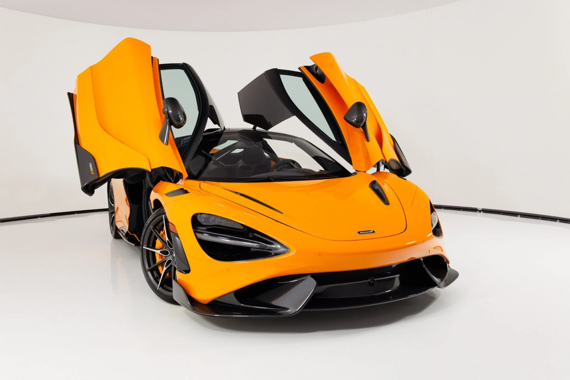 mph059_2687912148_Used_2021_Mc_Laren_765_LT_1790963861_c279e062bb