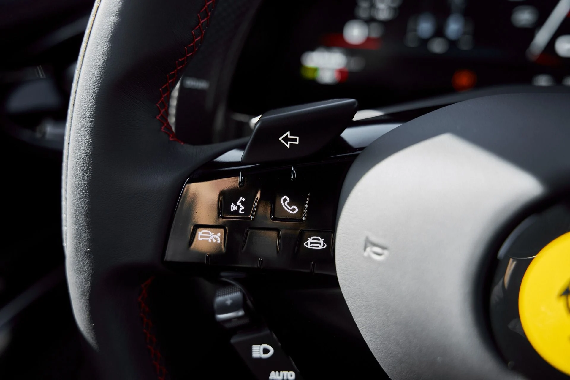 mph059_2713445982_Used_2025_Ferrari_12_Cilindri_1769824865_2ad4eb1fbe