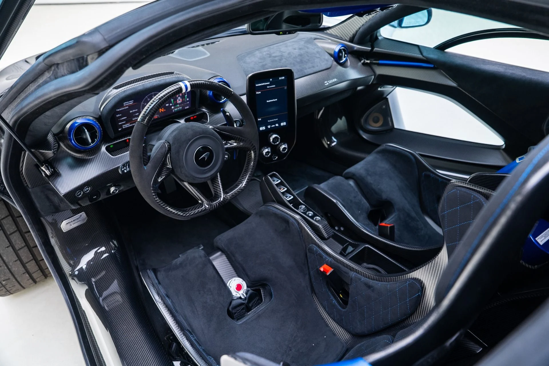 mph059_2731458271_Used_2019_Mc_Laren_Senna_1765845919_25a8af120d