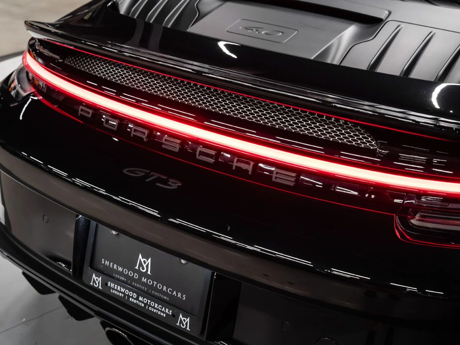 mph059_2773345712_porsche_911_2022_5da1dc406b