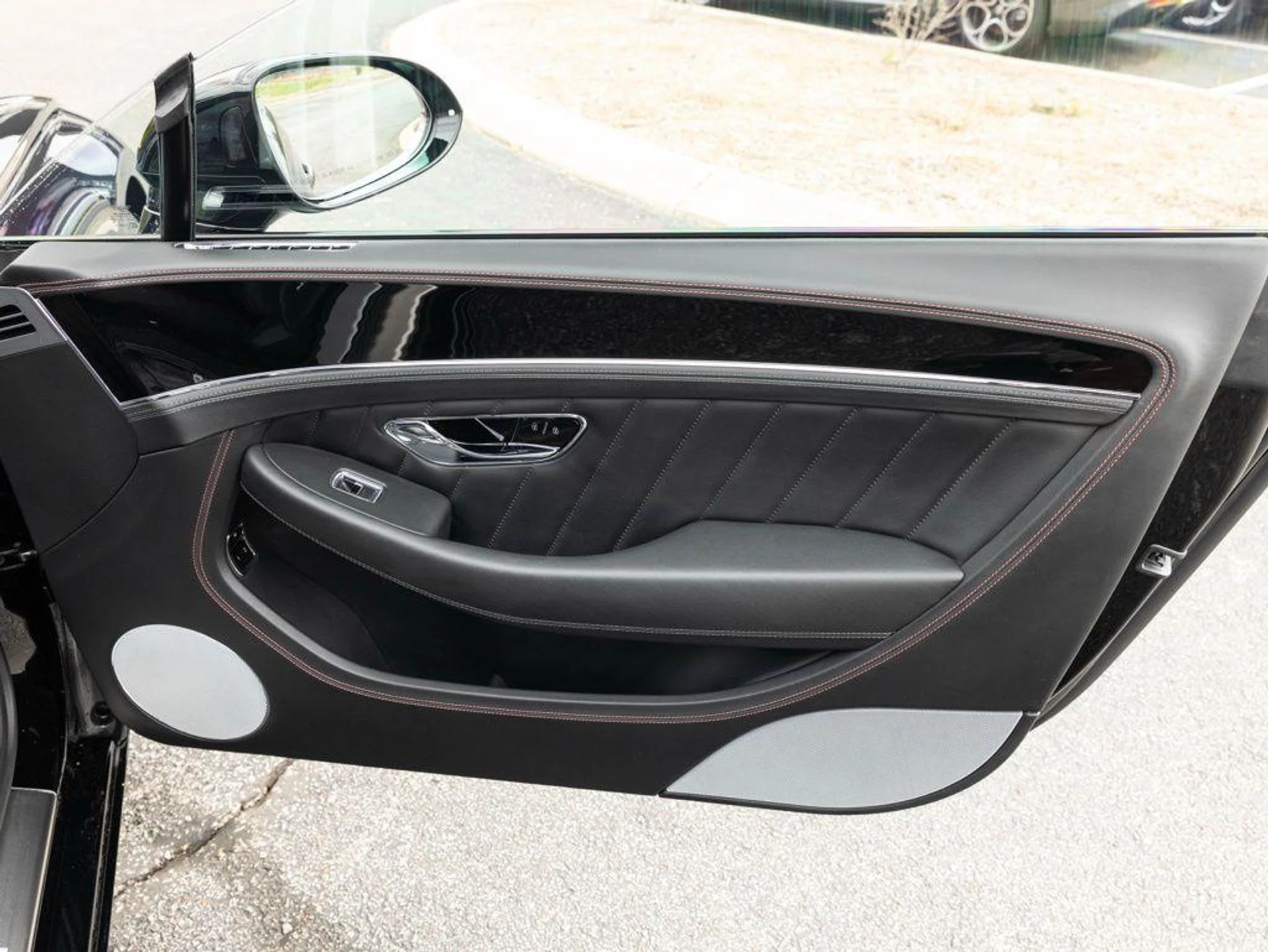 mph059_2788292584_502891109_69c2b0a90101ed4b1a208290_79005d5b1e