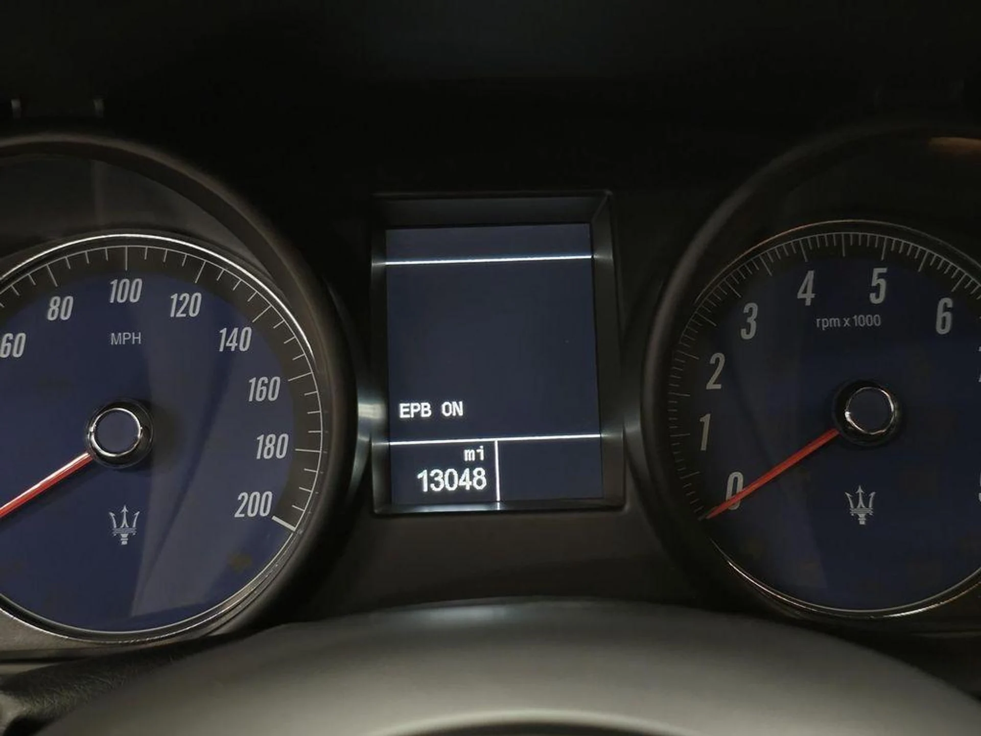 mph059_2794032747_zl_EO_8e2_Y7_K_Eg_Vu8tvc_T_Uf_L_Tq_FA_039c2e5b24