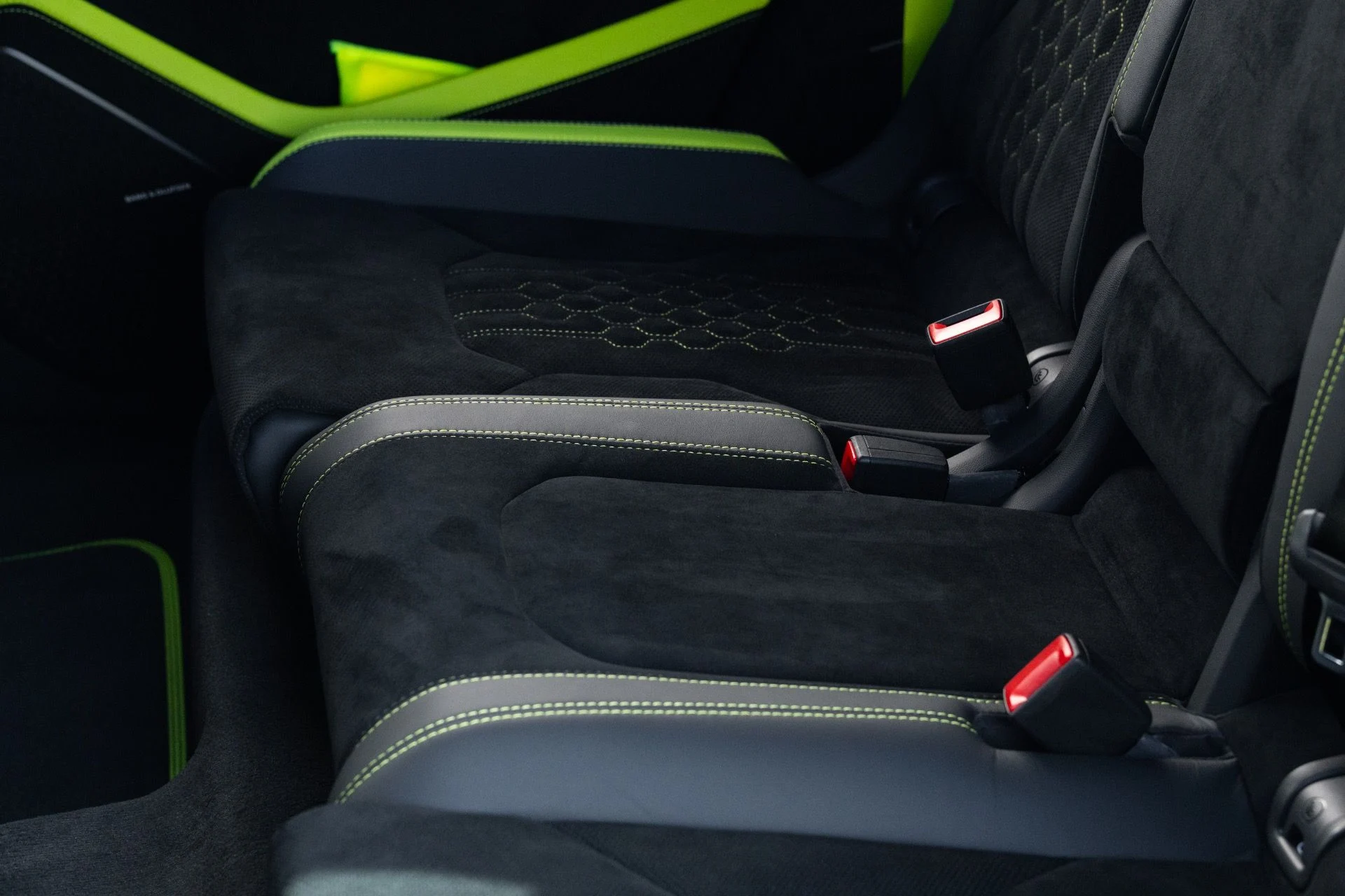 mph059_2799389159_Used_2023_Lamborghini_Urus_Performante_1771690657_d19097ab44