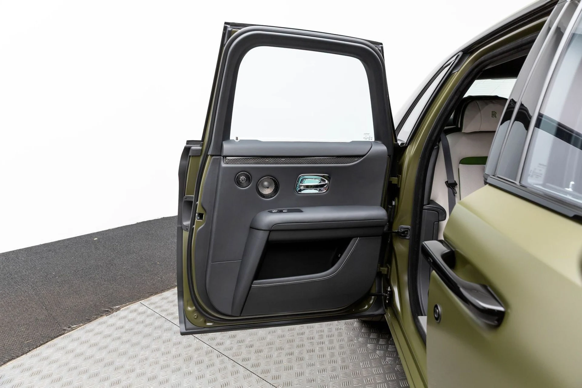 mph059_2800795168_60_99cf0aa0f0