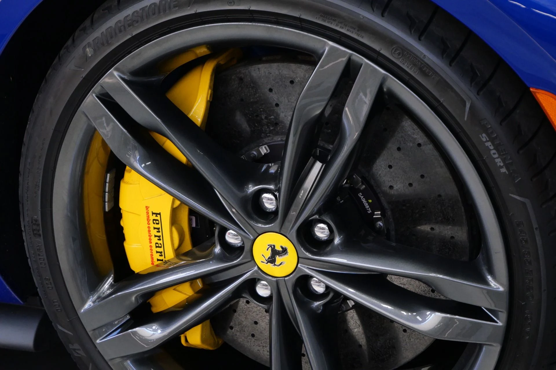 mph059_2840998935_Used_2025_Ferrari_296_GTS_1754414254_c89c480083