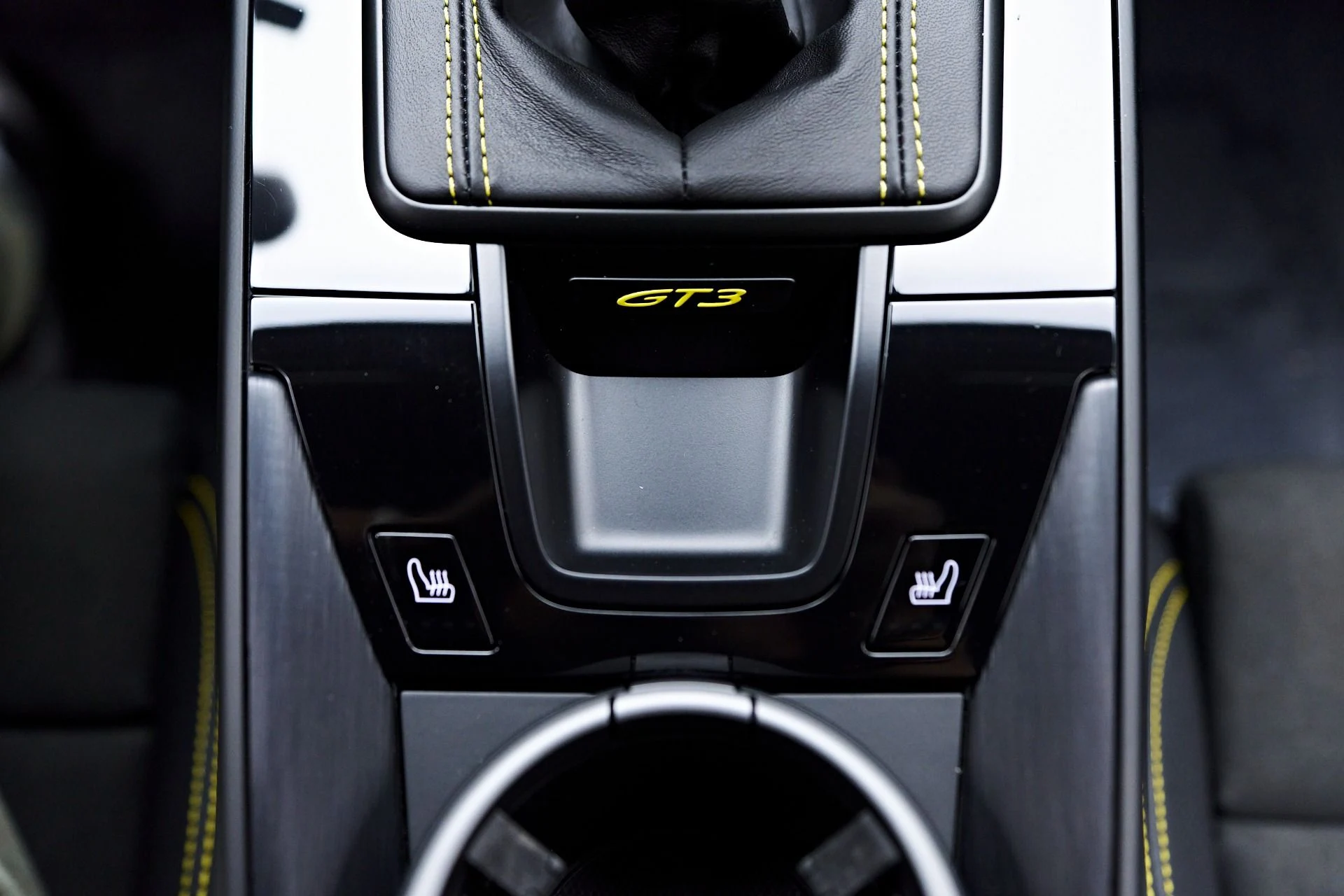 mph059_2853104496_Used_2022_Porsche_911_GT_3_1763574748_cc4c3c853a