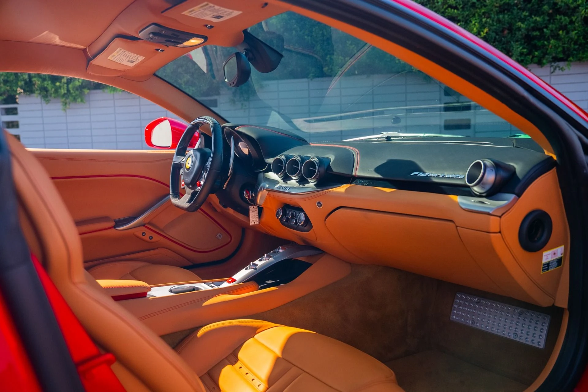 mph059_2858146138_Used_2017_Ferrari_F12berlinetta_1762288747_33769bd788