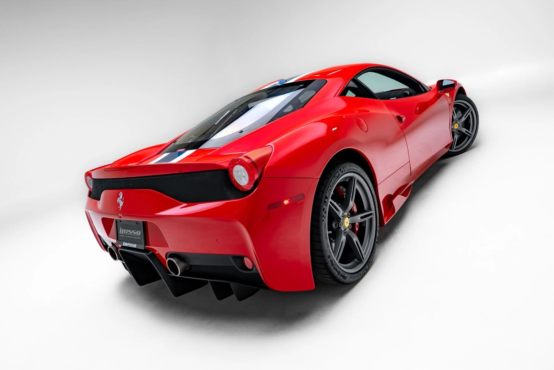 mph059_2878753004_Used_2015_Ferrari_458_Speciale_1777333826_06fd978f98