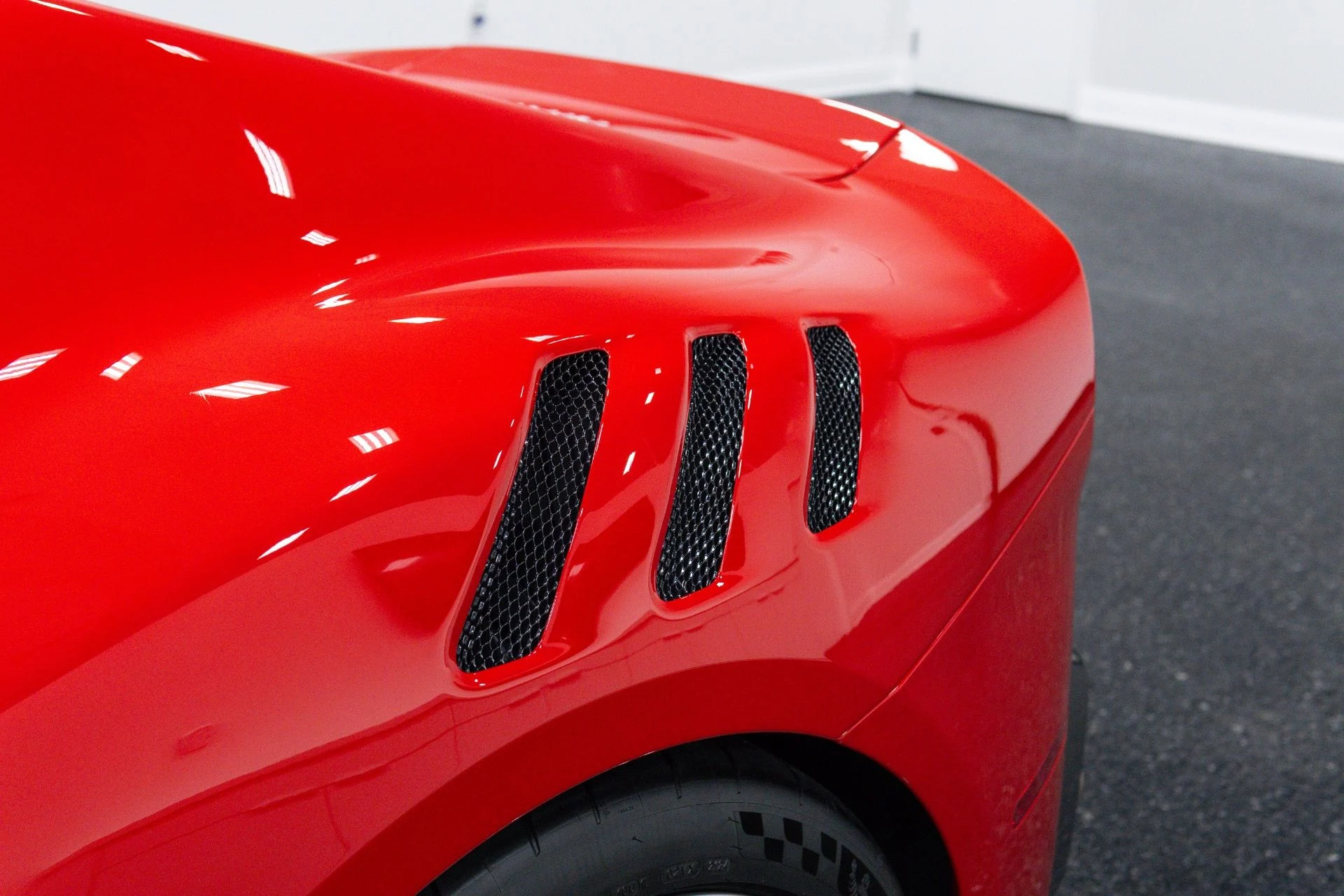 mph059_2918899431_Used_2017_Ferrari_F12tdf_1788471792_57e85a4e2a