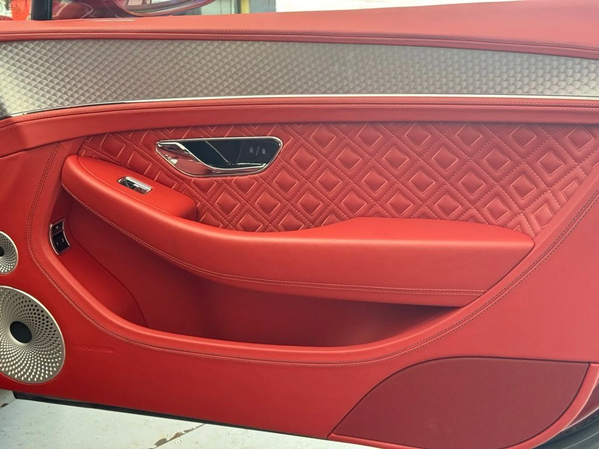 mph059_2923920550_gwb42dkb1aa0btwt9mnei9t2ps0s_bf19521d44